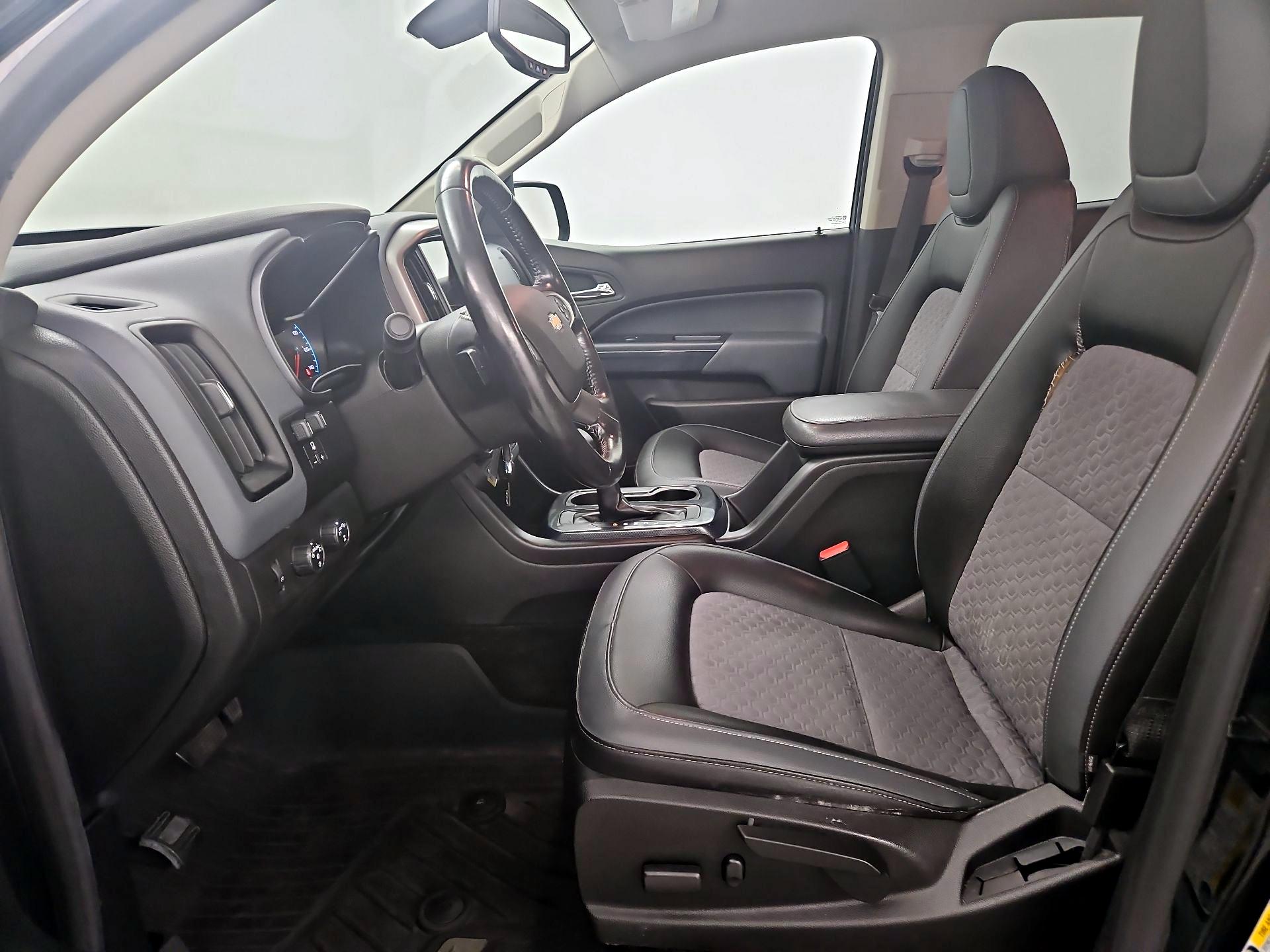 Thumbnail: 2017 Chevrolet Colorado - 11