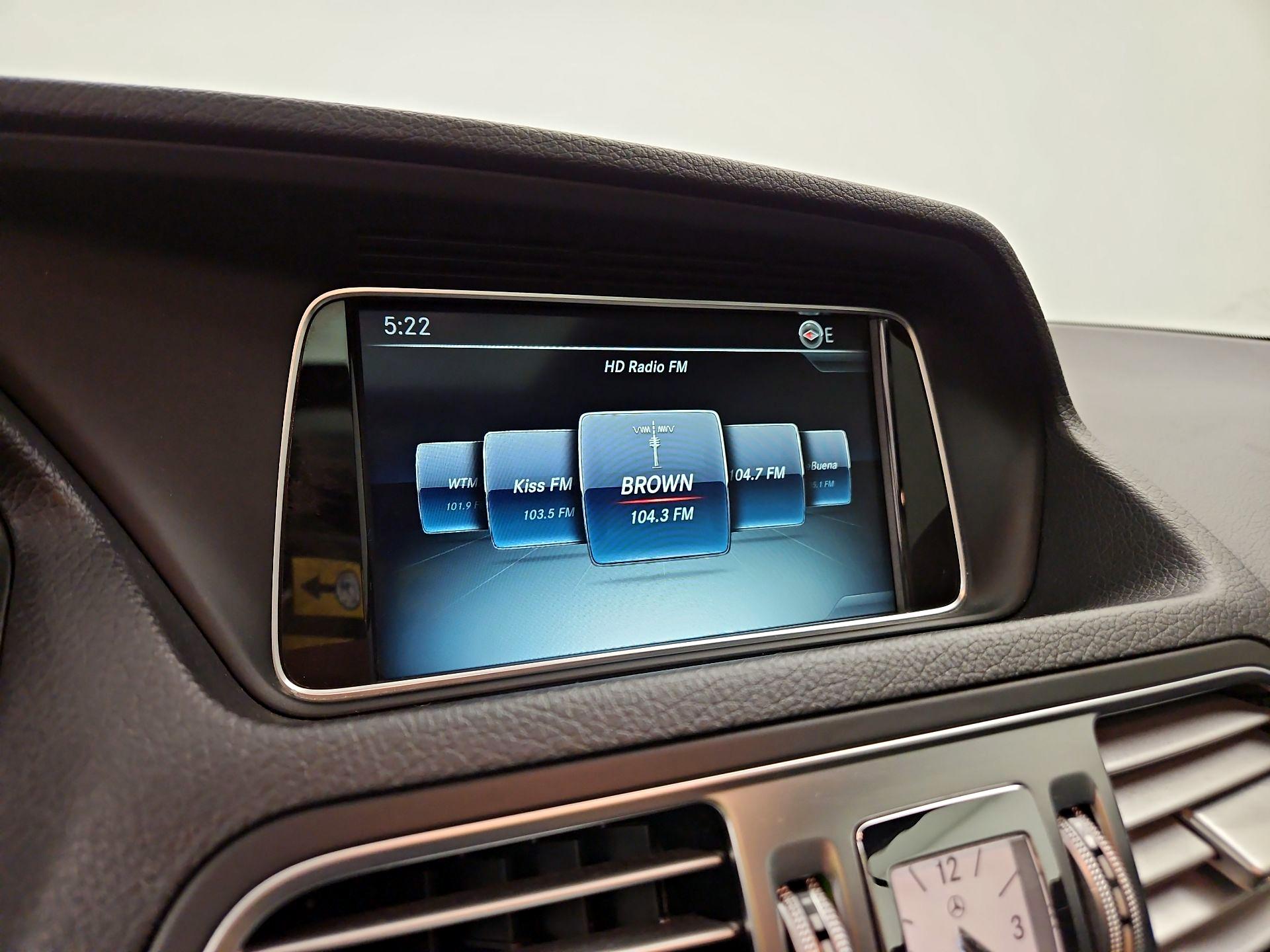 Thumbnail: 2016 Mercedes-Benz E-Class - 16