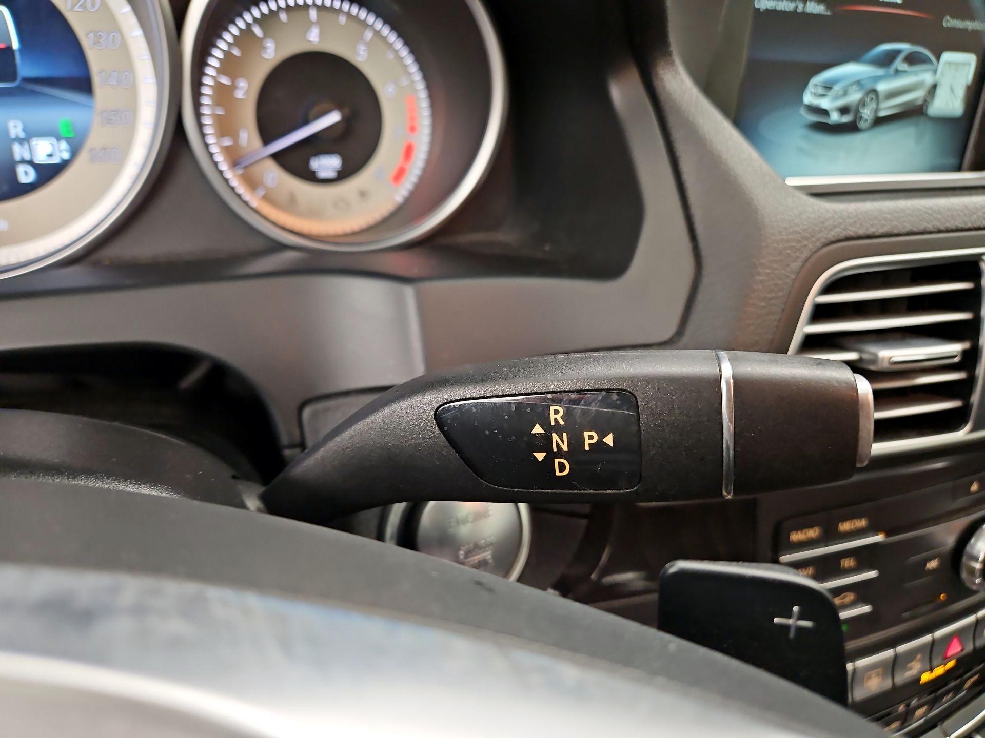 Thumbnail: 2016 Mercedes-Benz E-Class - 18