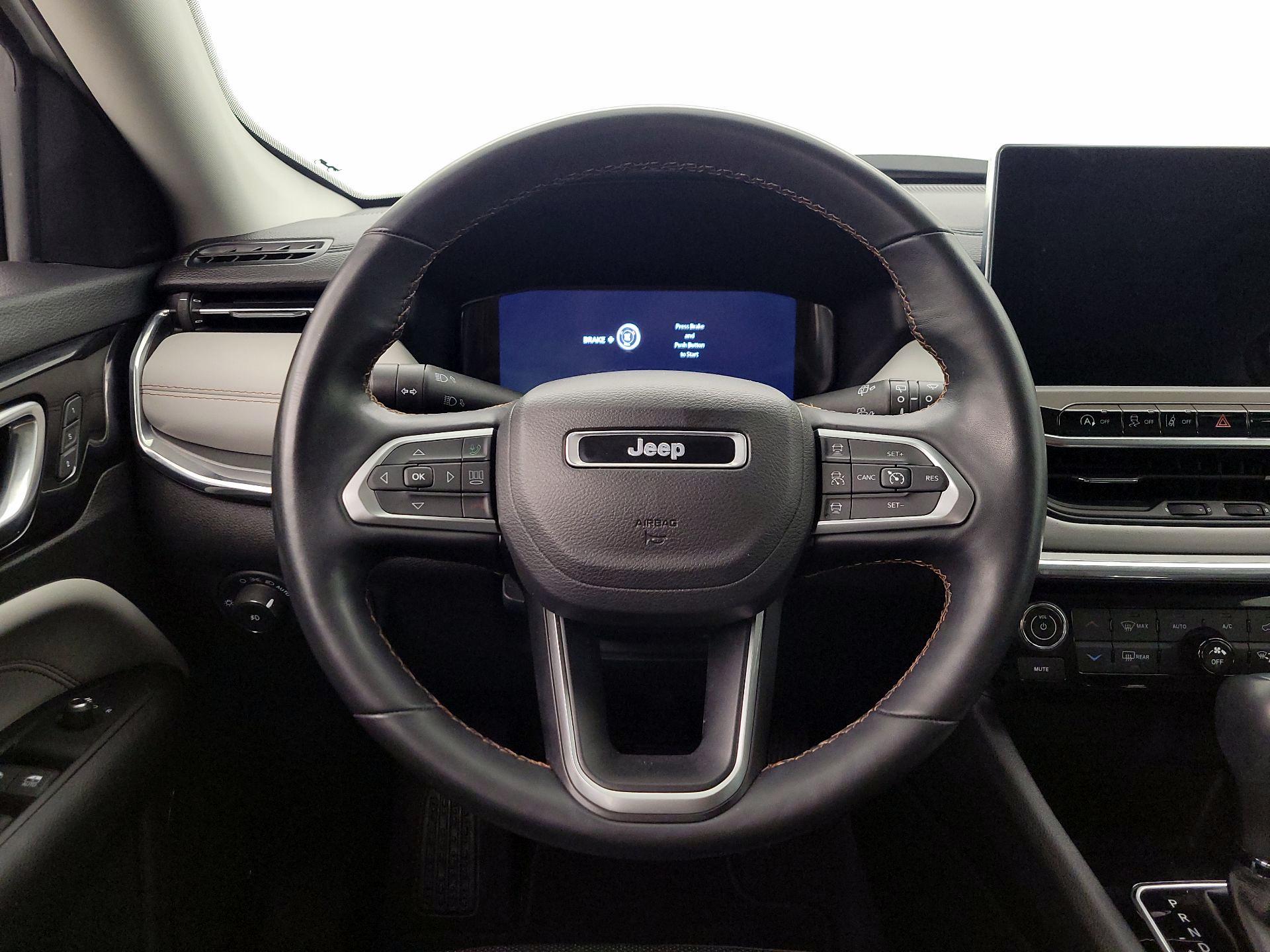 Thumbnail: 2022 Jeep Compass - 10