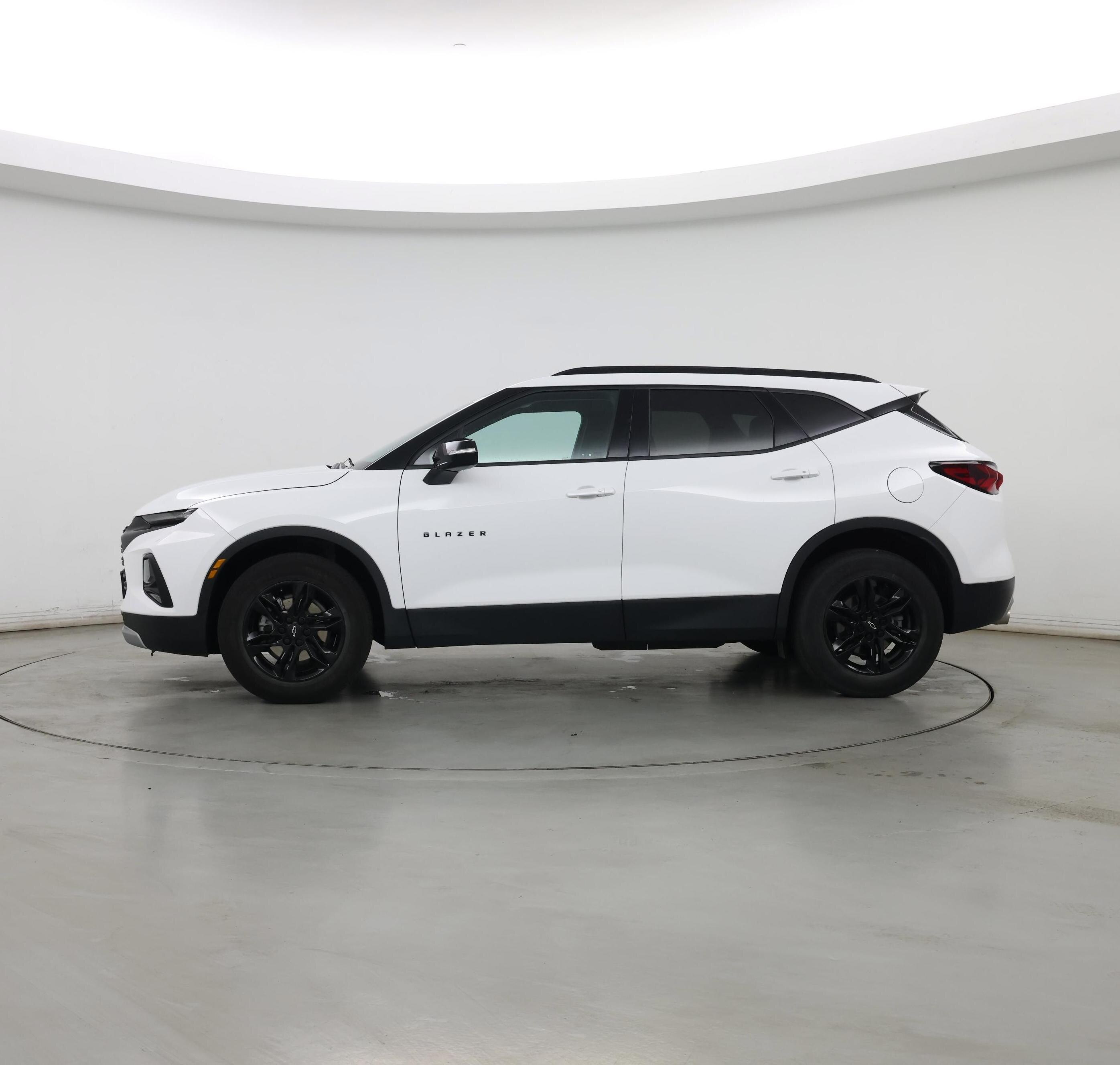 Thumbnail: 2022 Chevrolet Blazer - 3