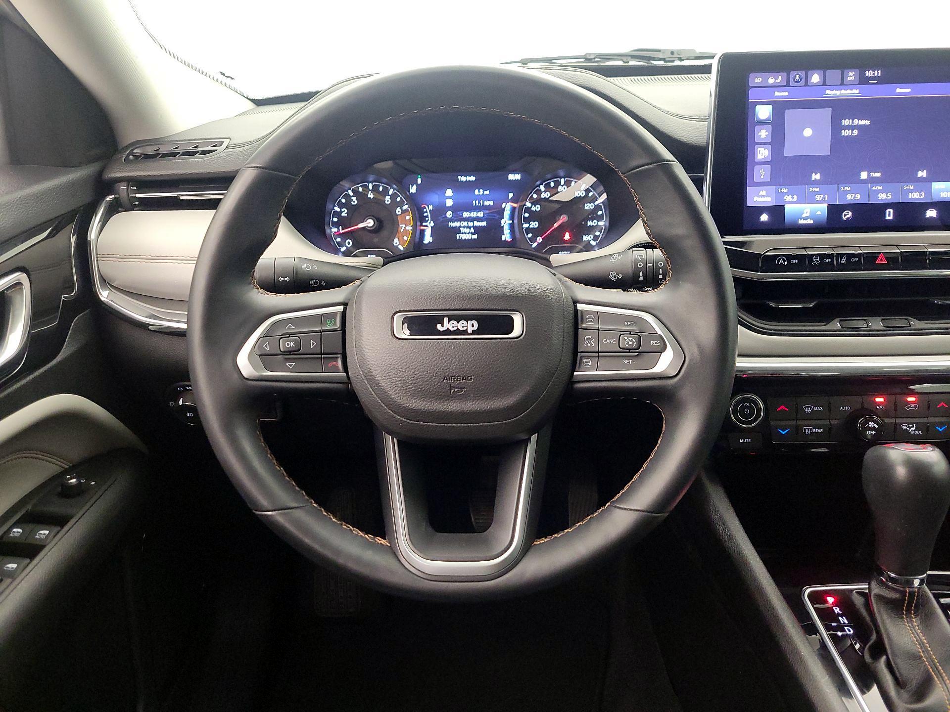 Thumbnail: 2022 Jeep Compass - 10
