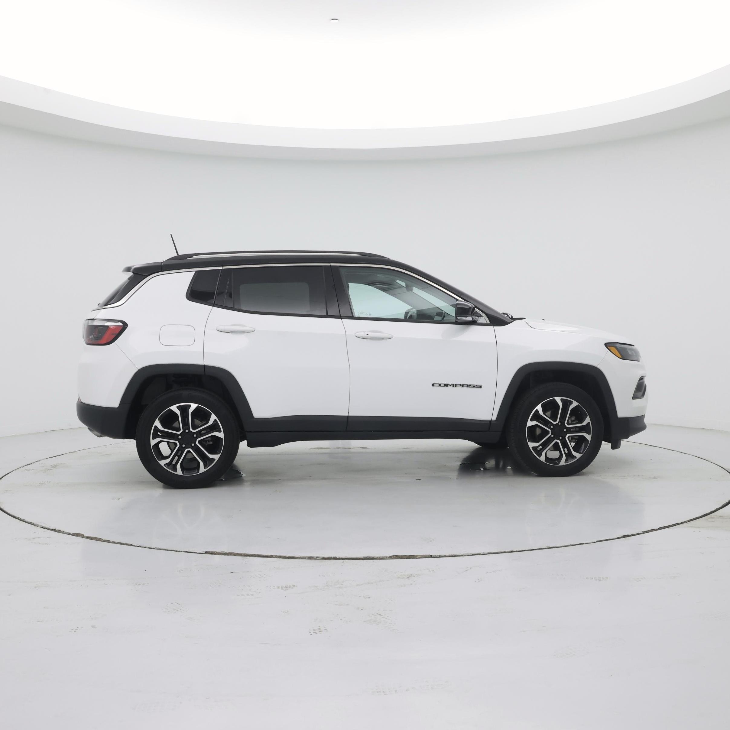 Thumbnail: 2022 Jeep Compass - 7