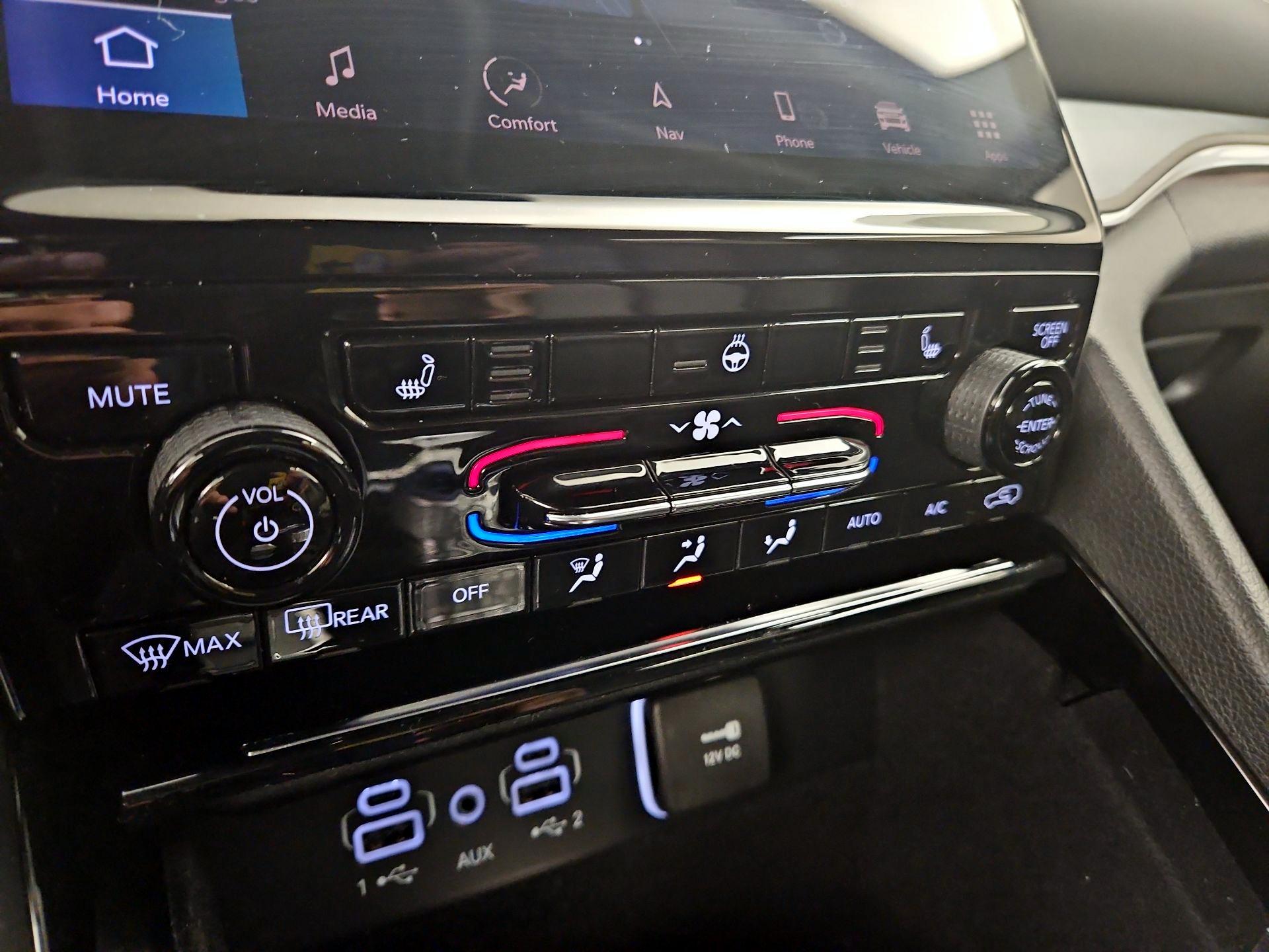 Thumbnail: 2022 Jeep Grand Cherokee L - 17