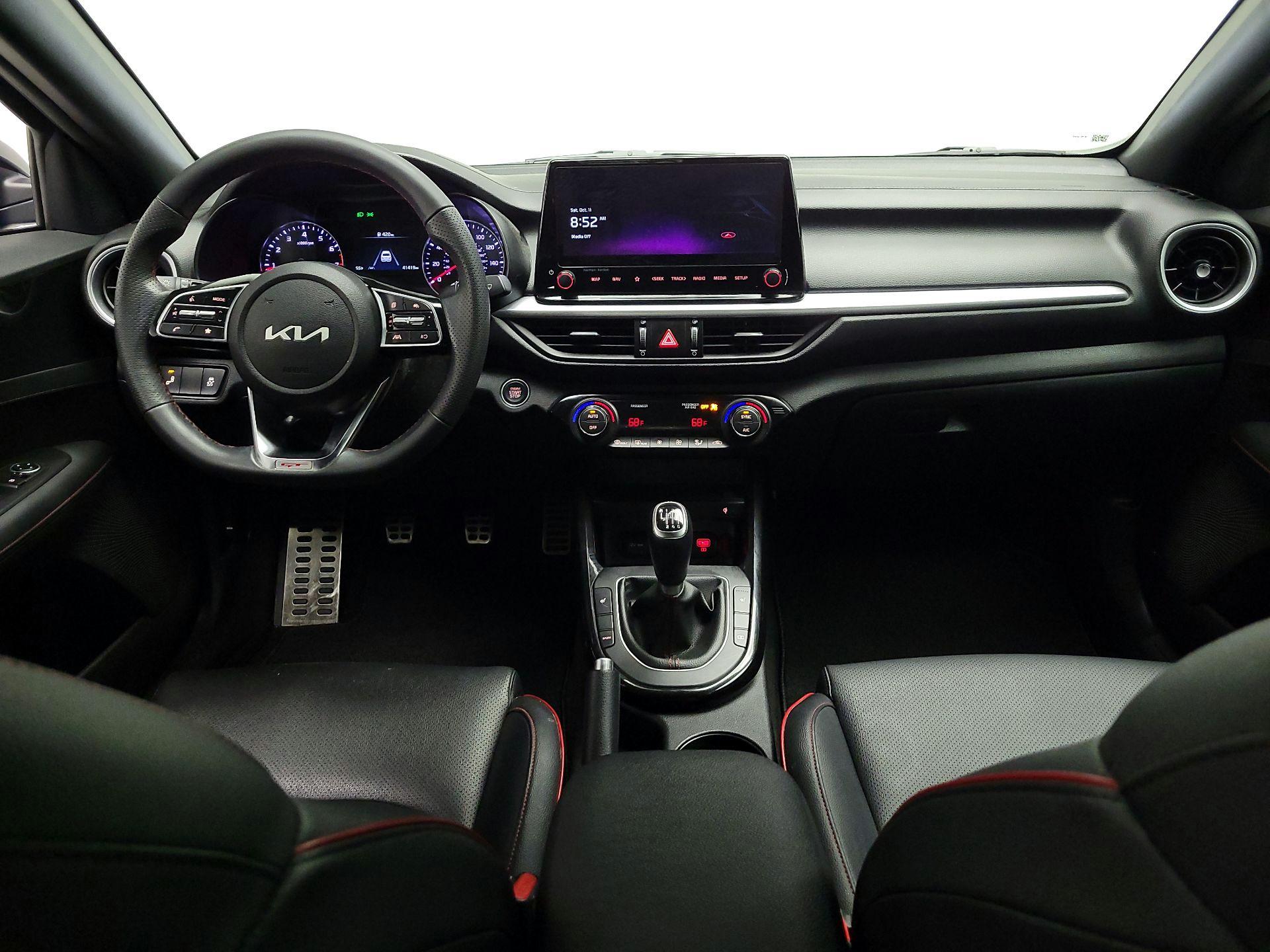 Thumbnail: 2023 Kia Forte - 9
