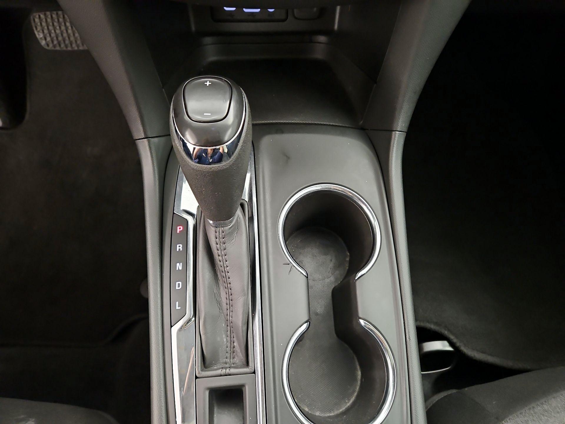 Thumbnail: 2021 Chevrolet Equinox - 18