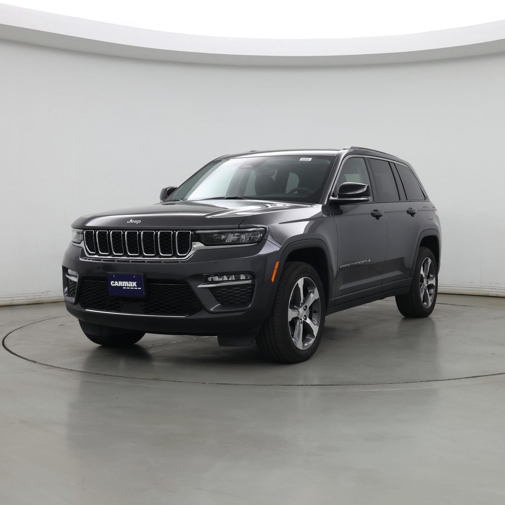 Thumbnail: 2023 Jeep Grand Cherokee - 4