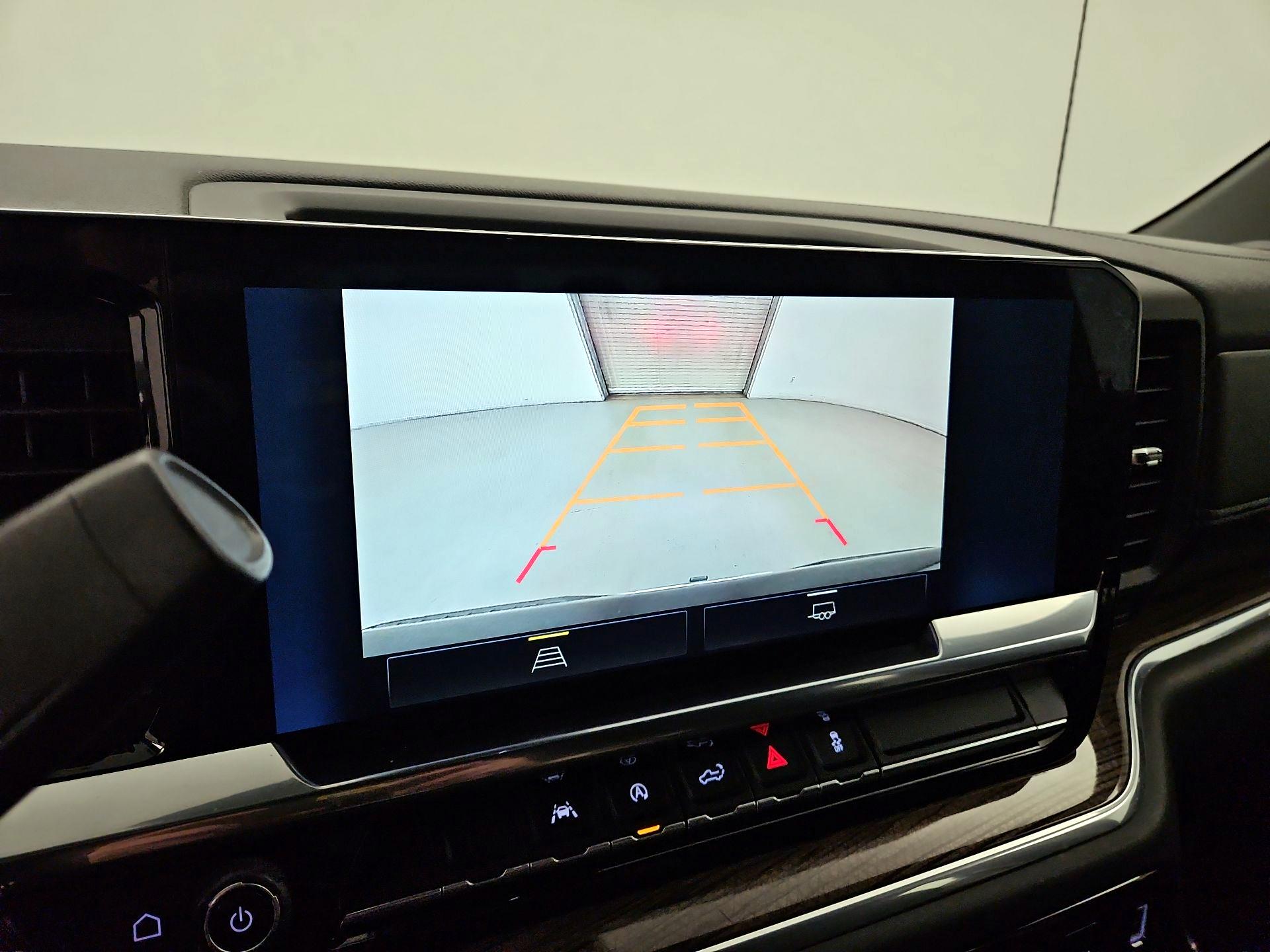 Thumbnail: 2022 Chevrolet Silverado 1500 - 14