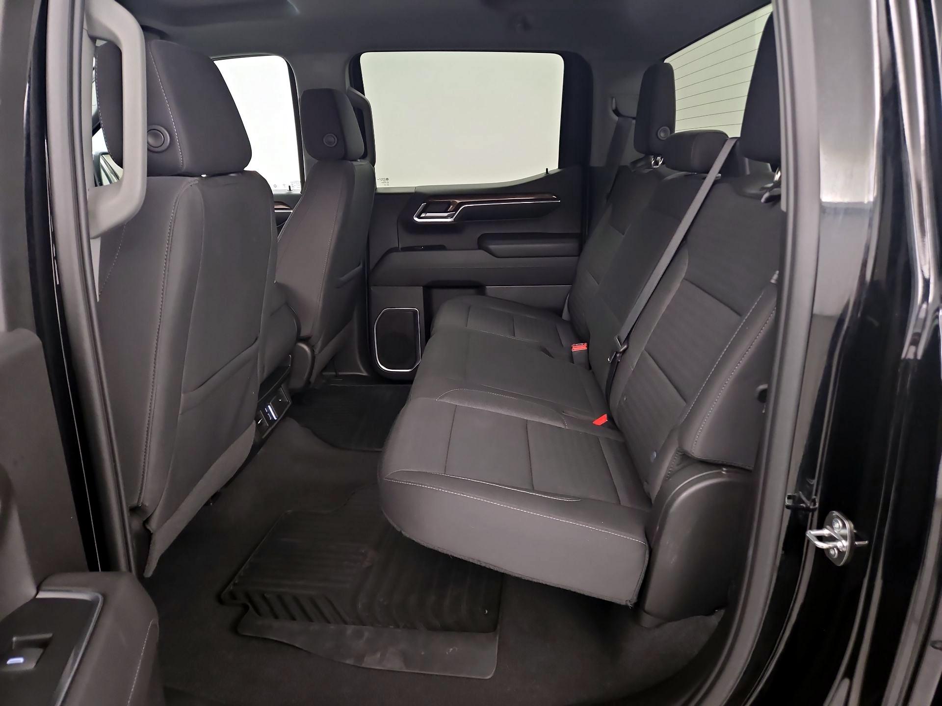 Thumbnail: 2022 Chevrolet Silverado 1500 - 19