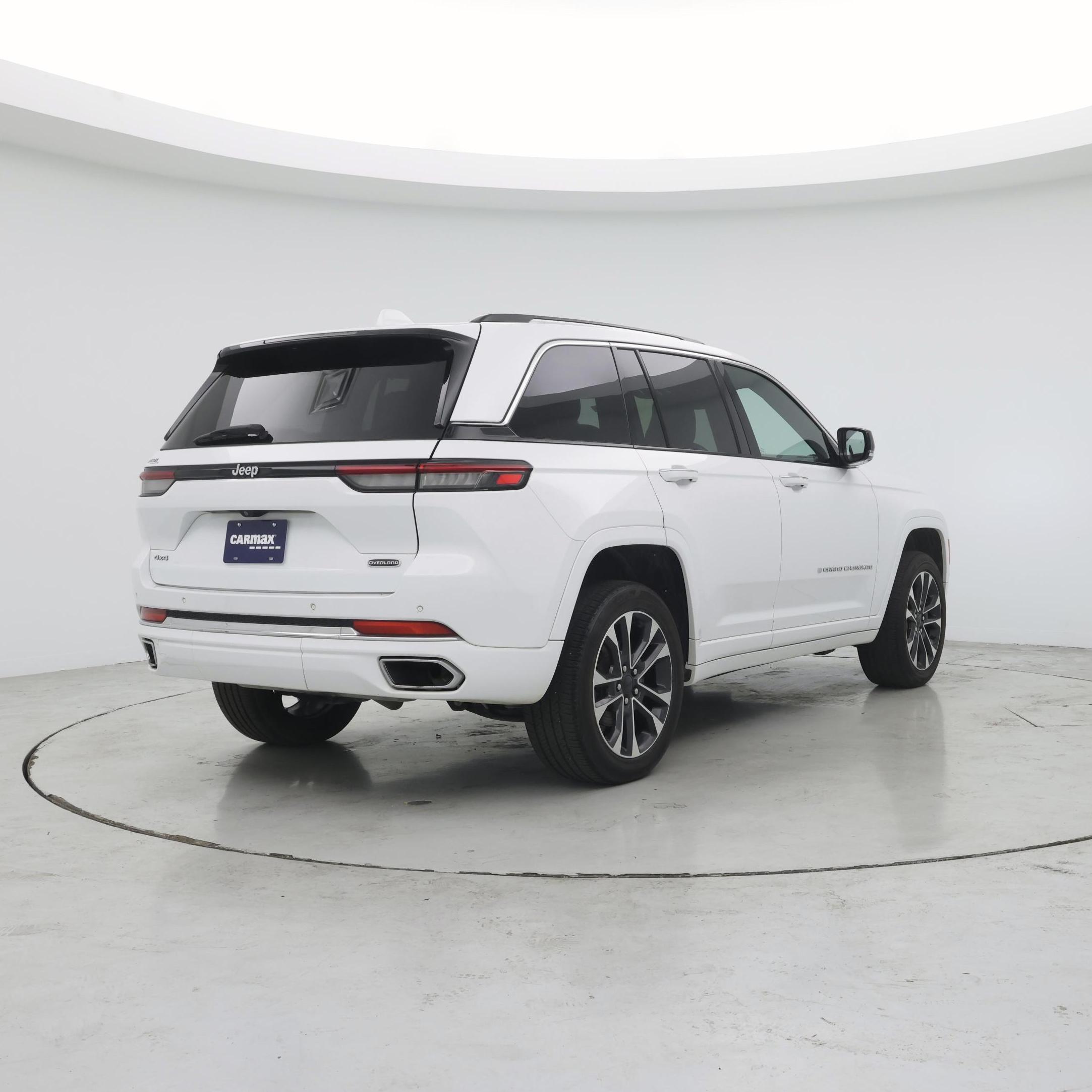 Thumbnail: 2022 Jeep Grand Cherokee - 8