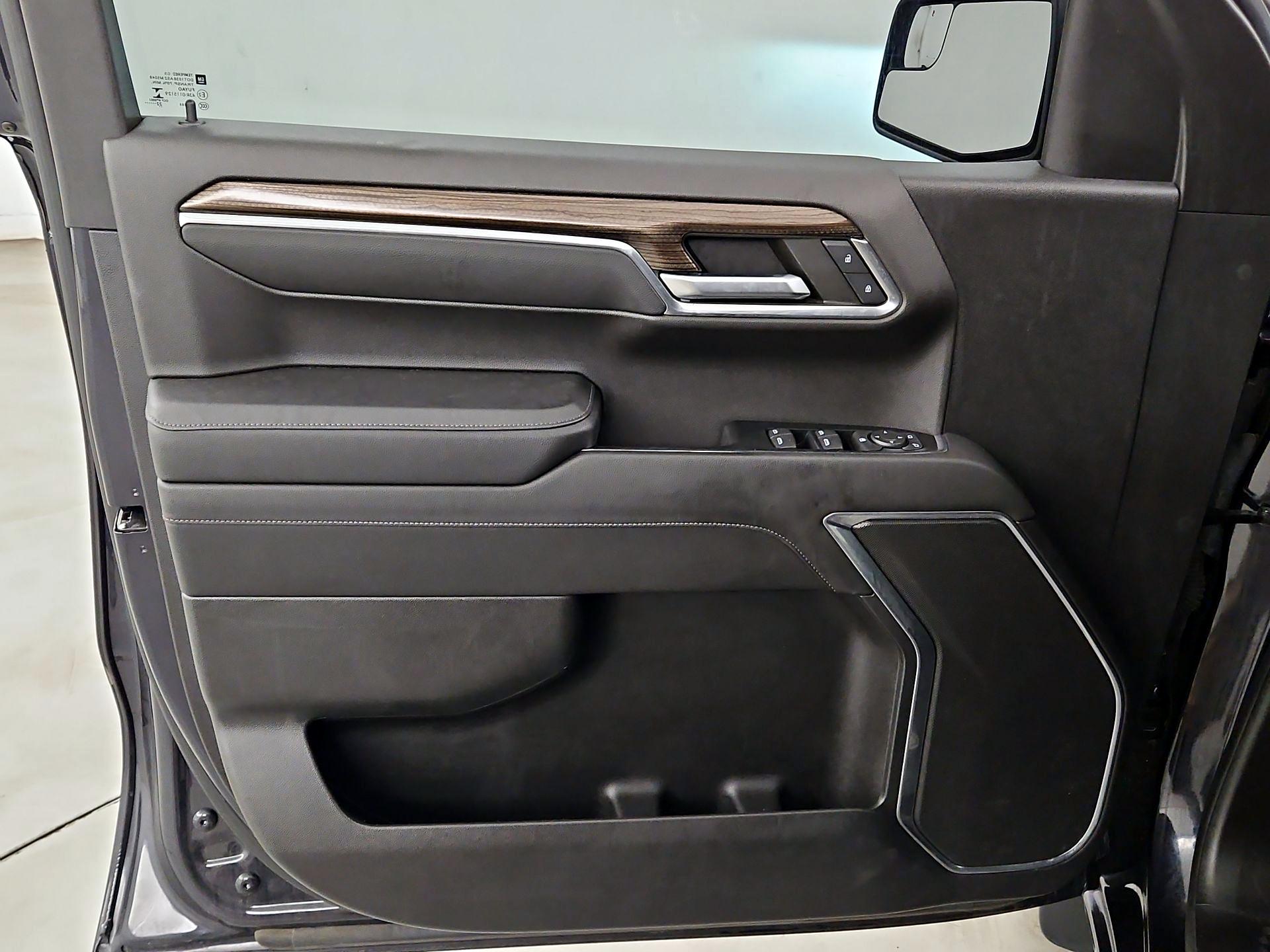 Thumbnail: 2022 Chevrolet Silverado 1500 - 12