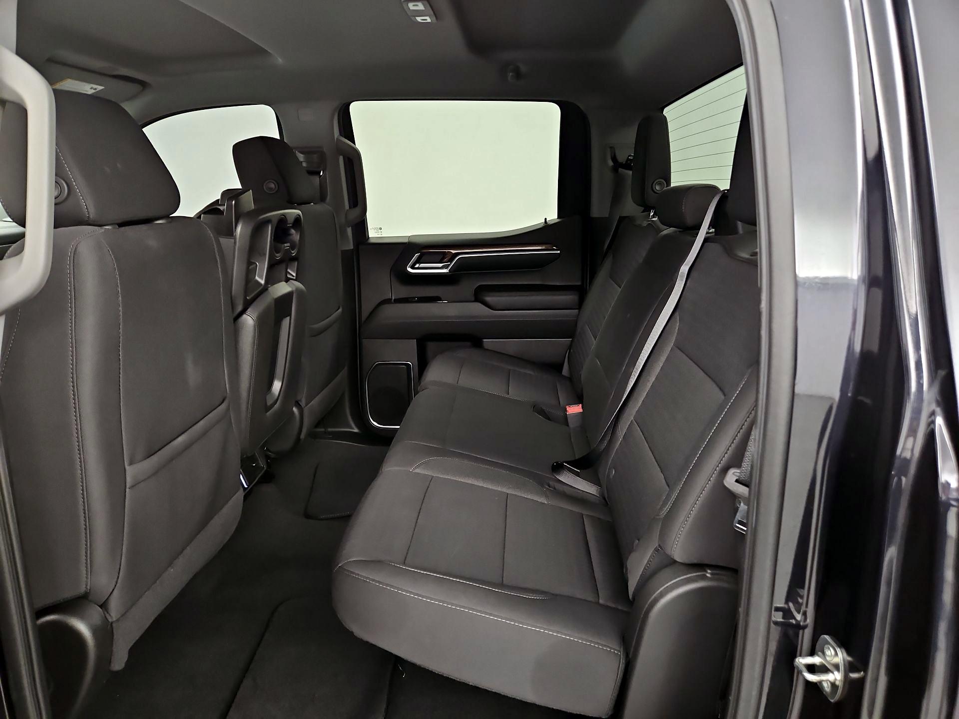 Thumbnail: 2022 Chevrolet Silverado 1500 - 19