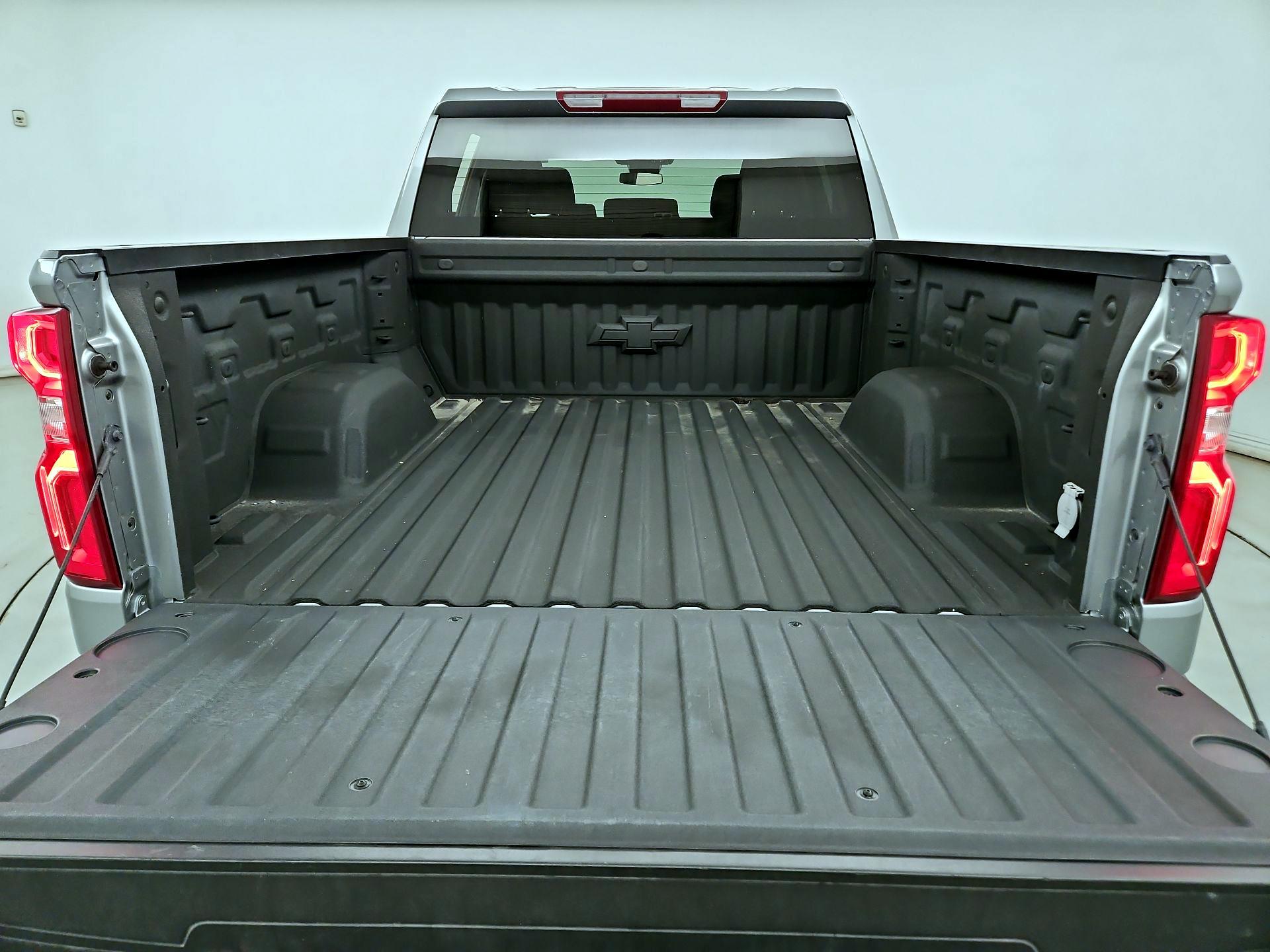 Thumbnail: 2023 Chevrolet Silverado 1500 - 20