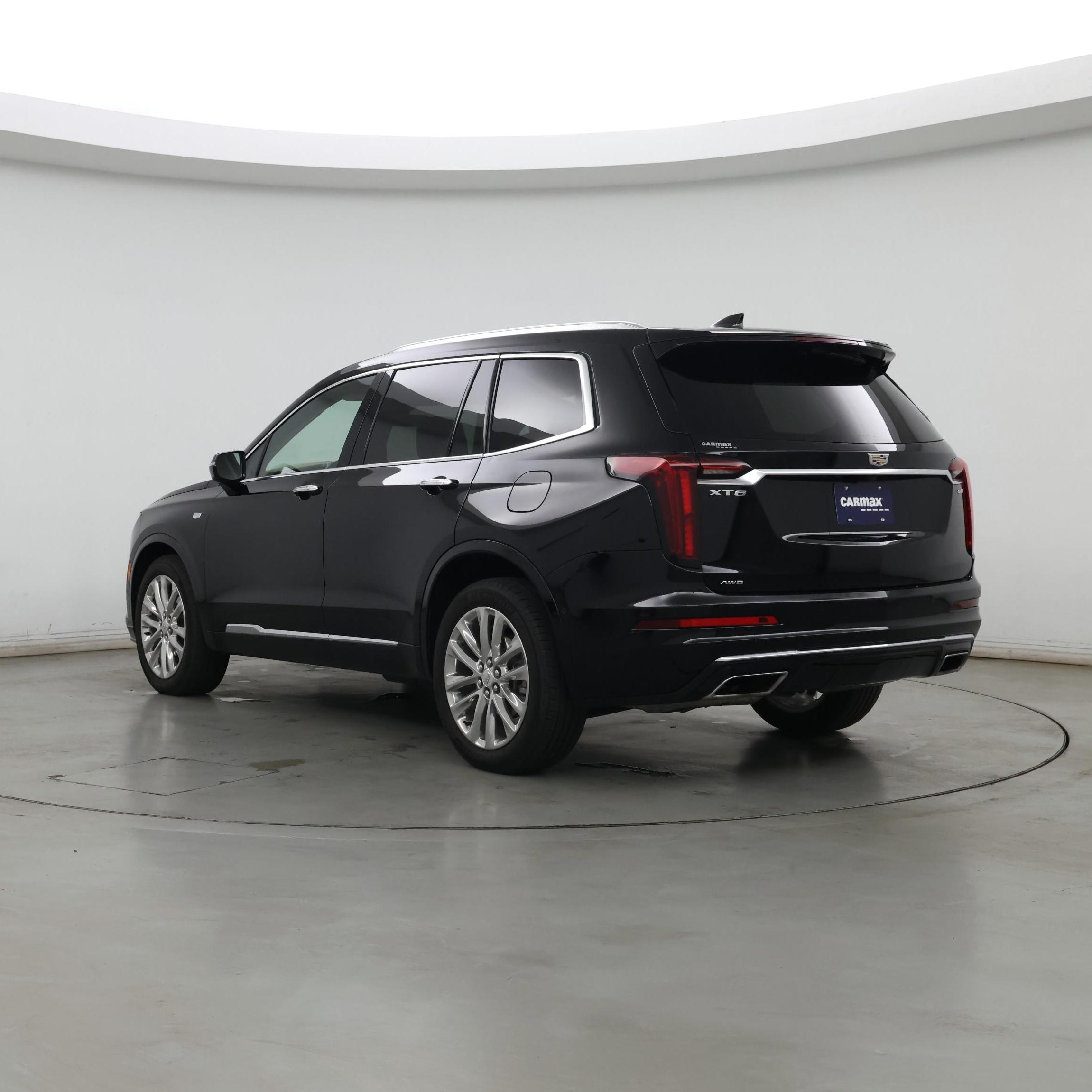 Thumbnail: 2023 Cadillac XT6 - 2