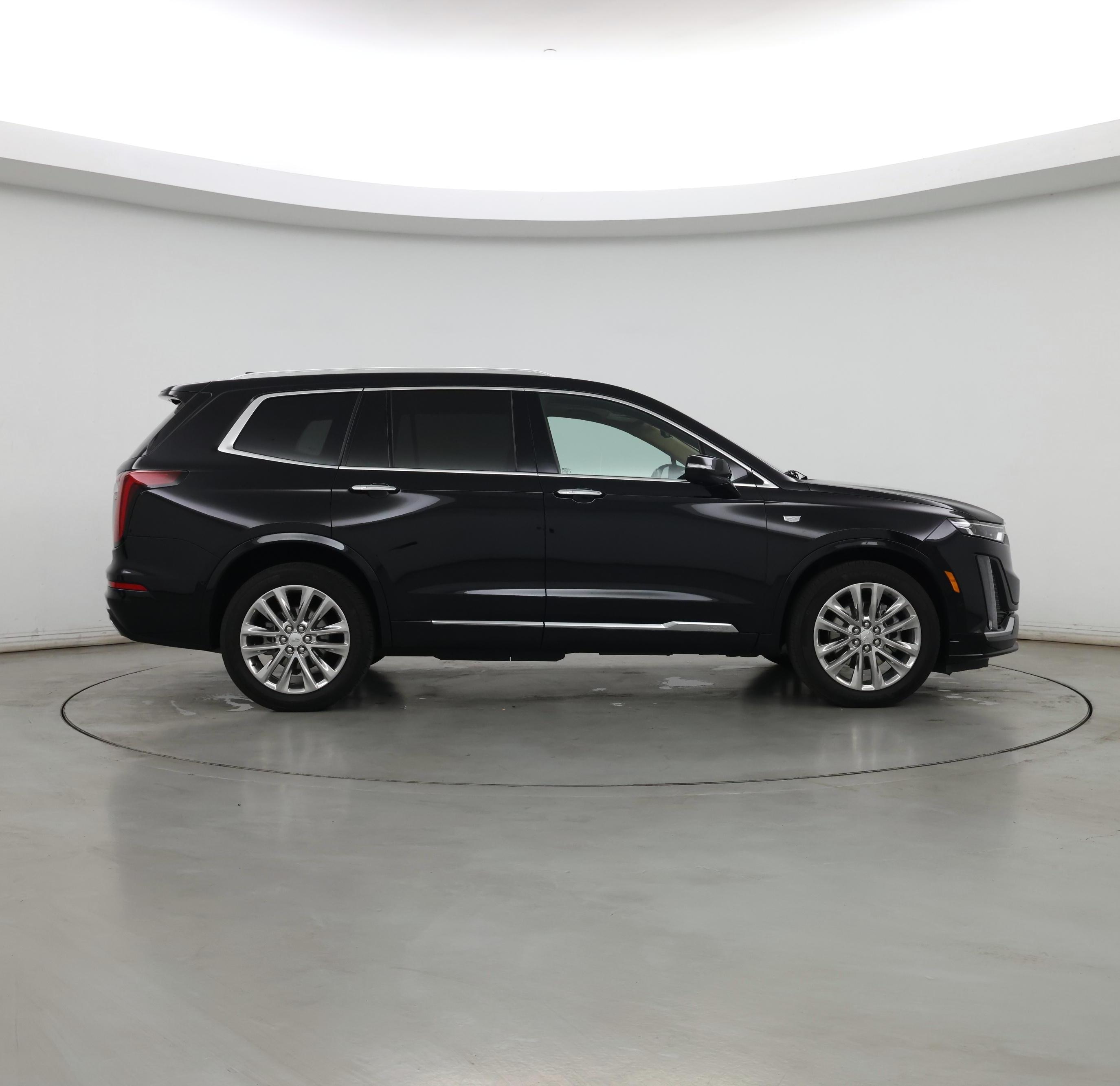 Thumbnail: 2023 Cadillac XT6 - 7