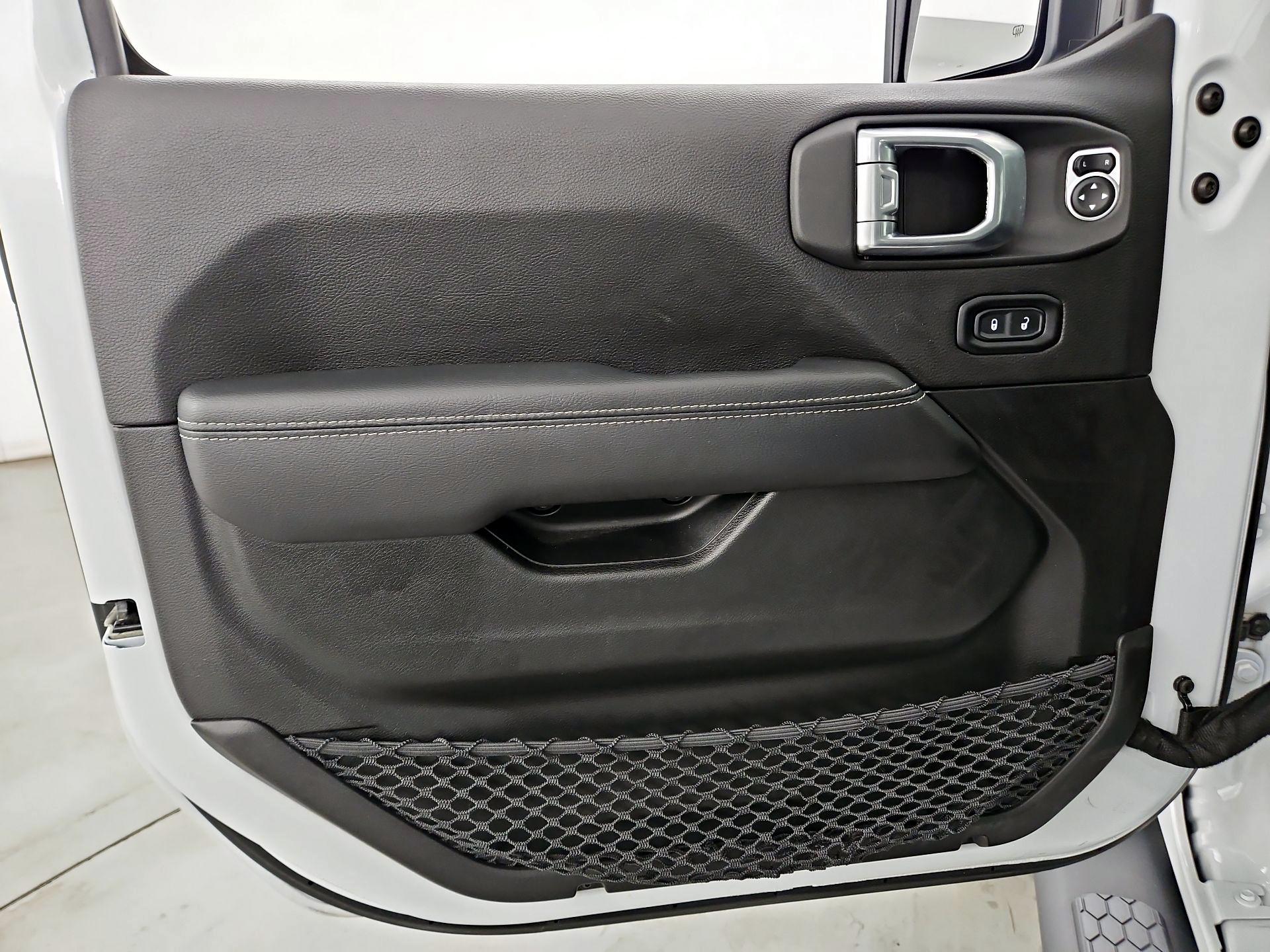 Thumbnail: 2023 Jeep Wrangler - 12