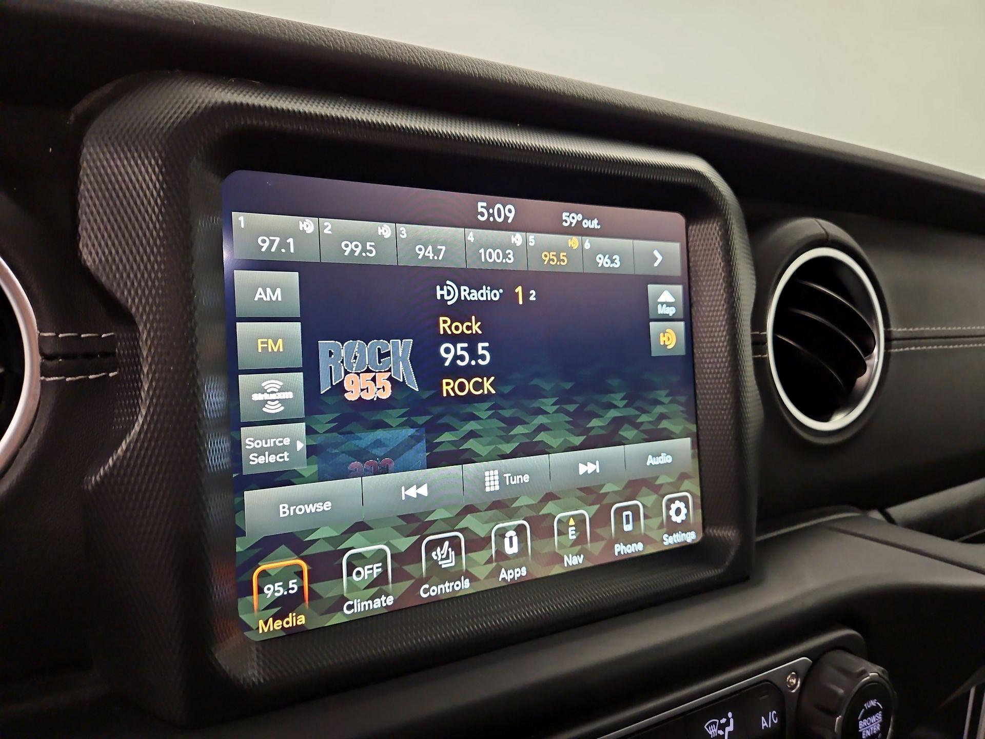 Thumbnail: 2023 Jeep Wrangler - 16