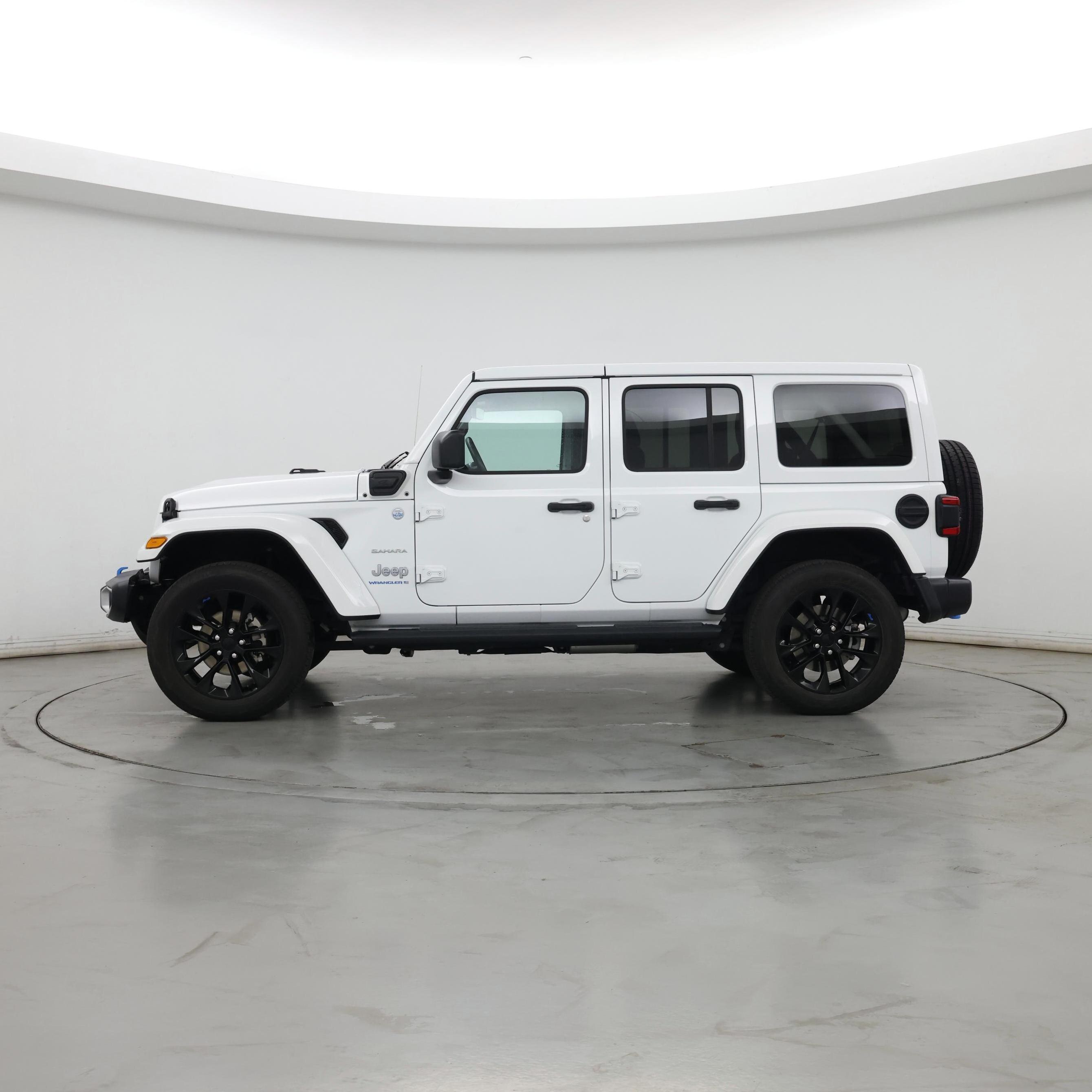 Thumbnail: 2023 Jeep Wrangler - 3