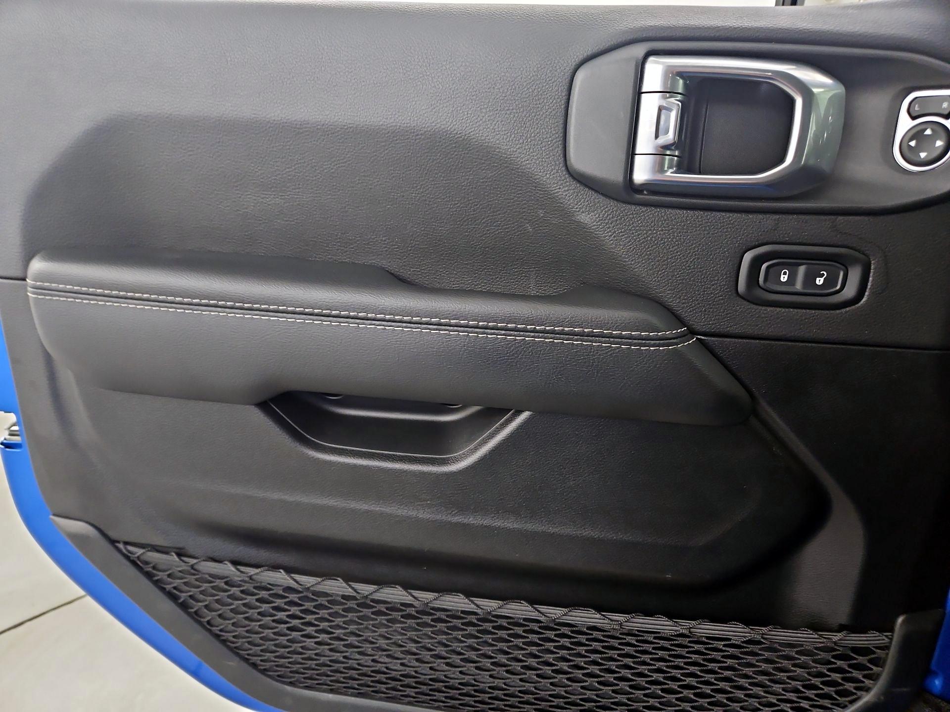 Thumbnail: 2021 Jeep Wrangler - 12
