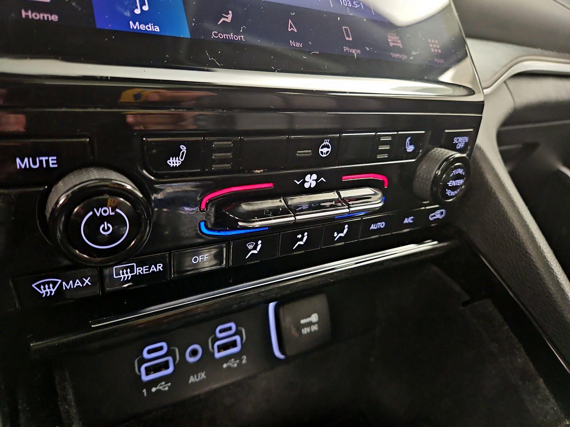 Thumbnail: 2021 Jeep Grand Cherokee L - 17