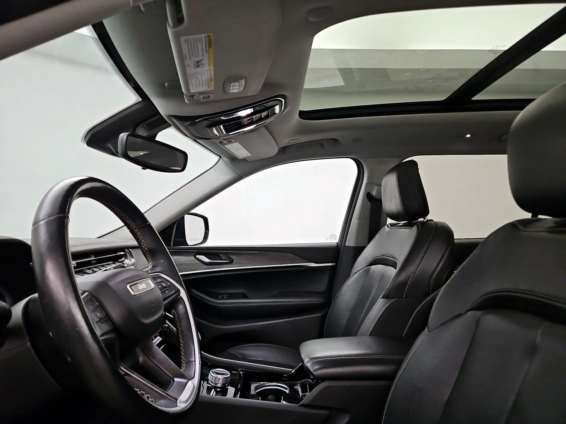 Thumbnail: 2021 Jeep Grand Cherokee L - 20