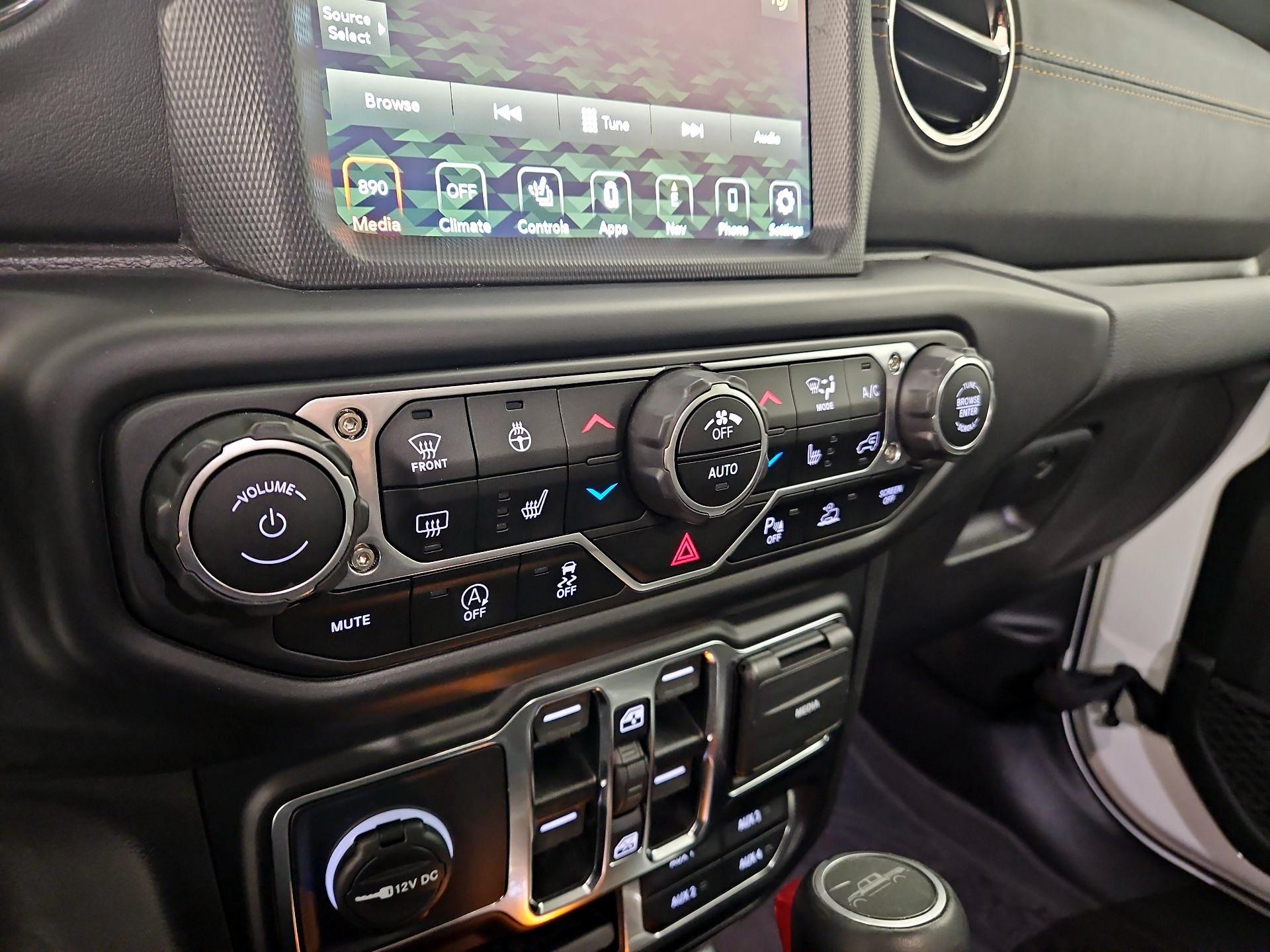 Thumbnail: 2022 Jeep Gladiator - 17