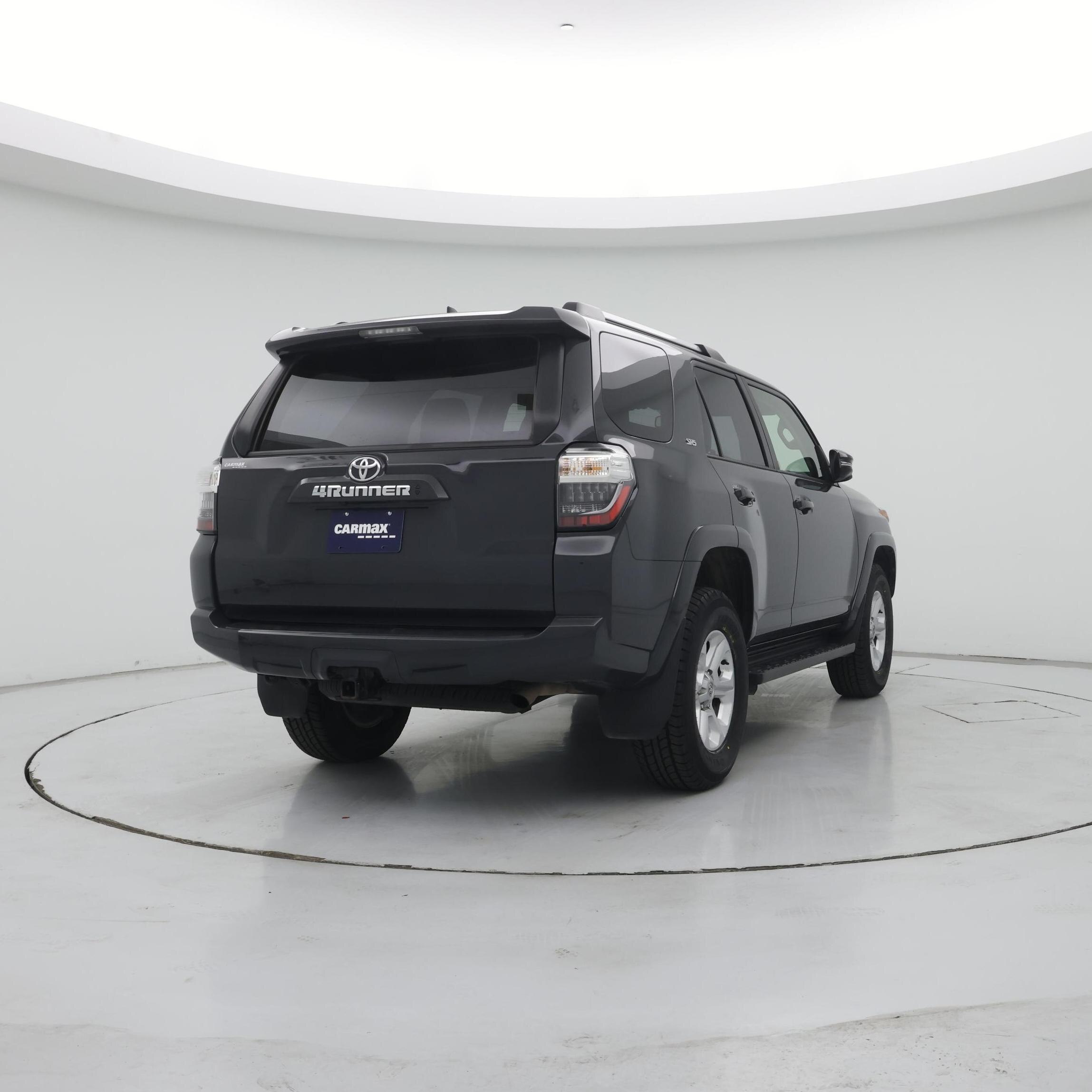 Thumbnail: 2024 Toyota 4Runner - 8