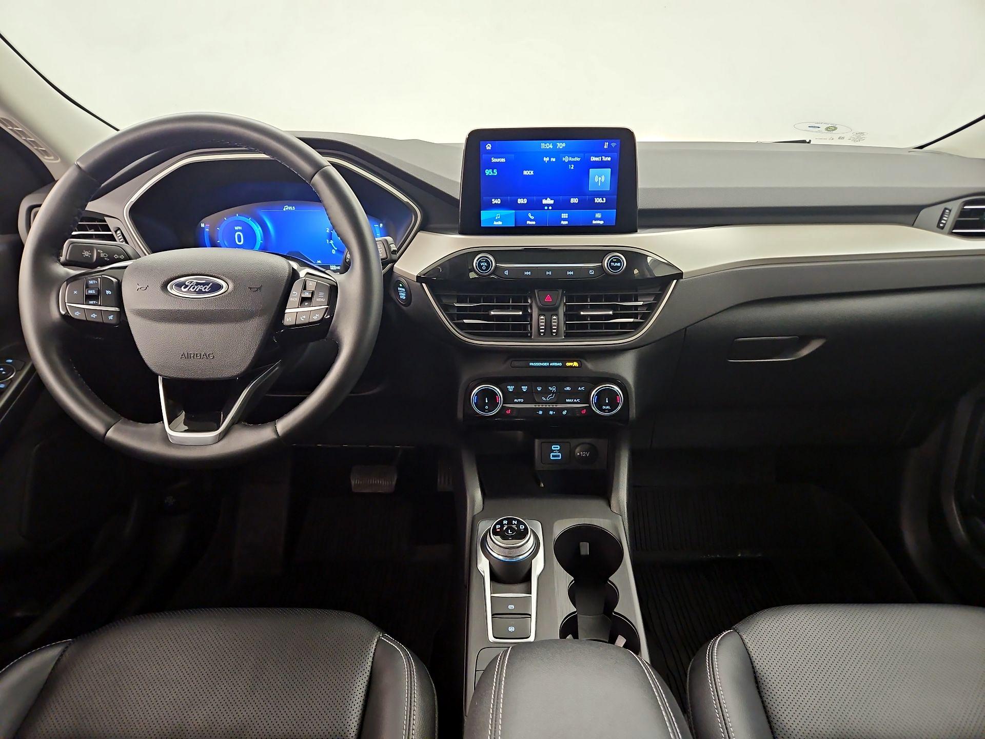 Thumbnail: 2022 Ford Escape - 9