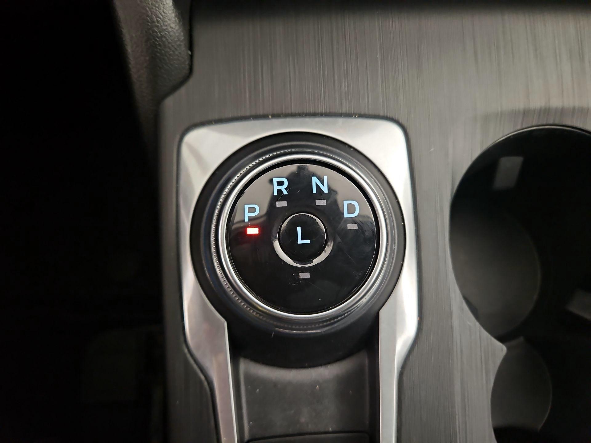 Thumbnail: 2022 Ford Escape - 17