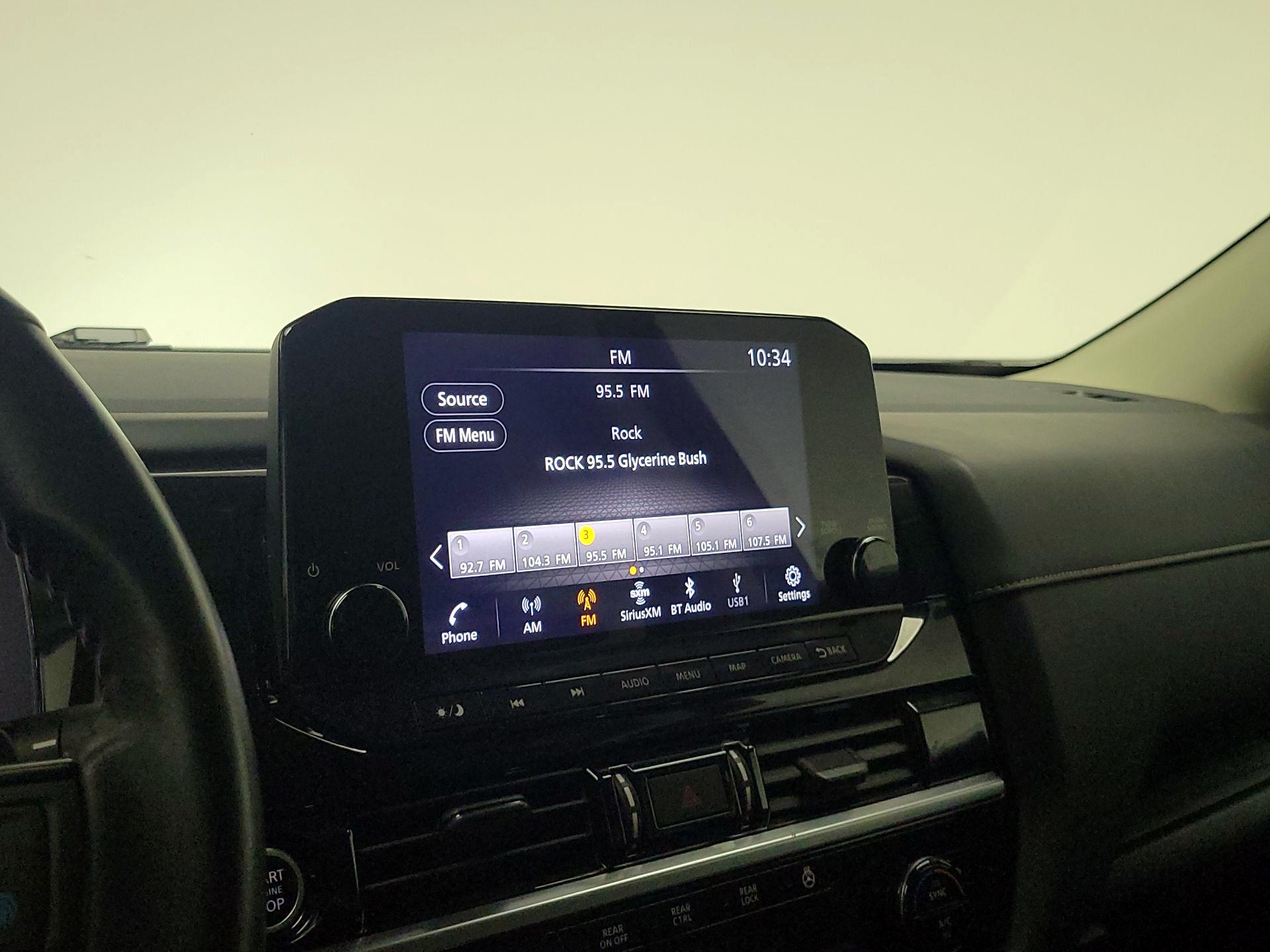 Thumbnail: 2023 Nissan Pathfinder - 16