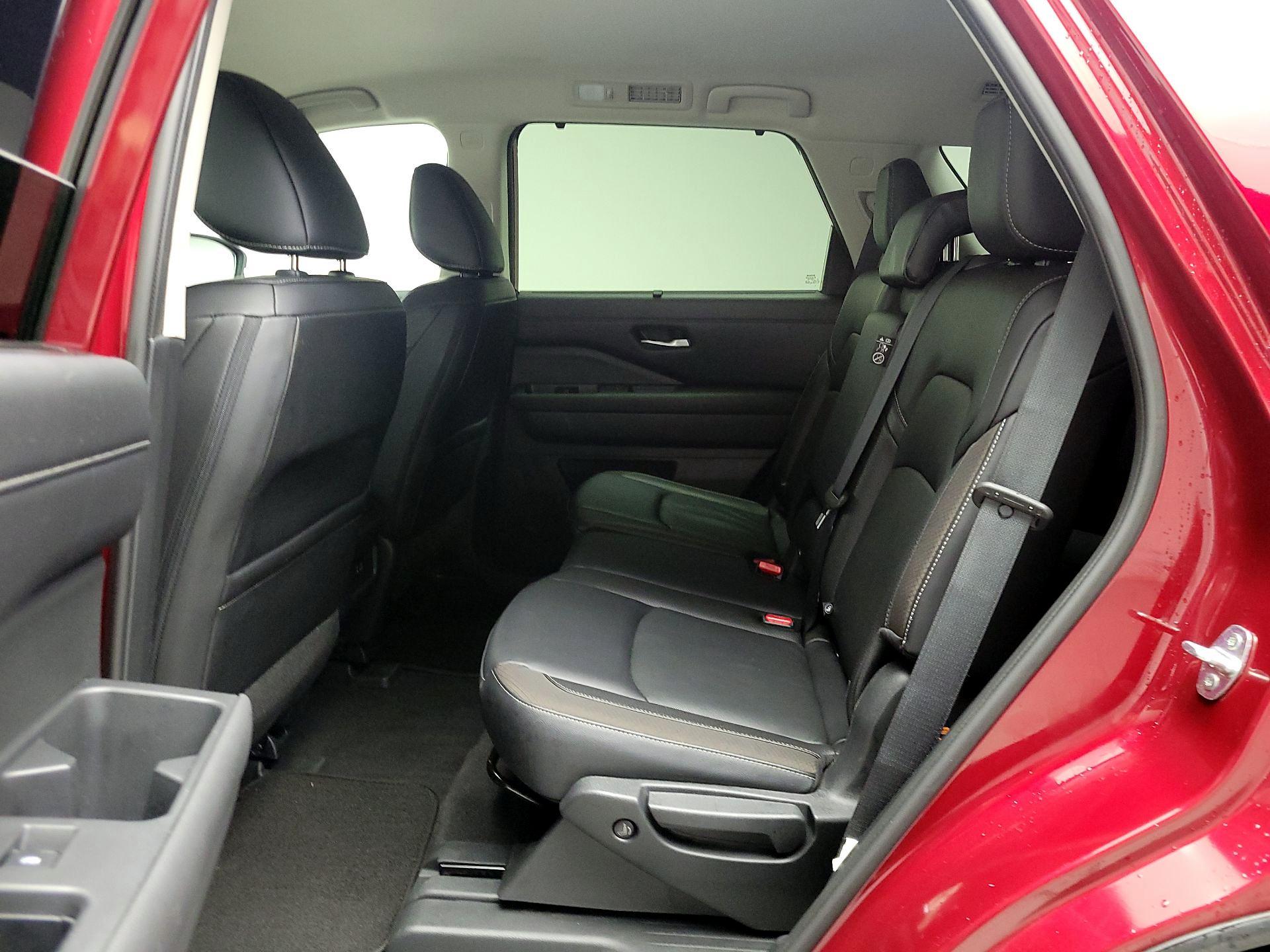 Thumbnail: 2023 Nissan Pathfinder - 20