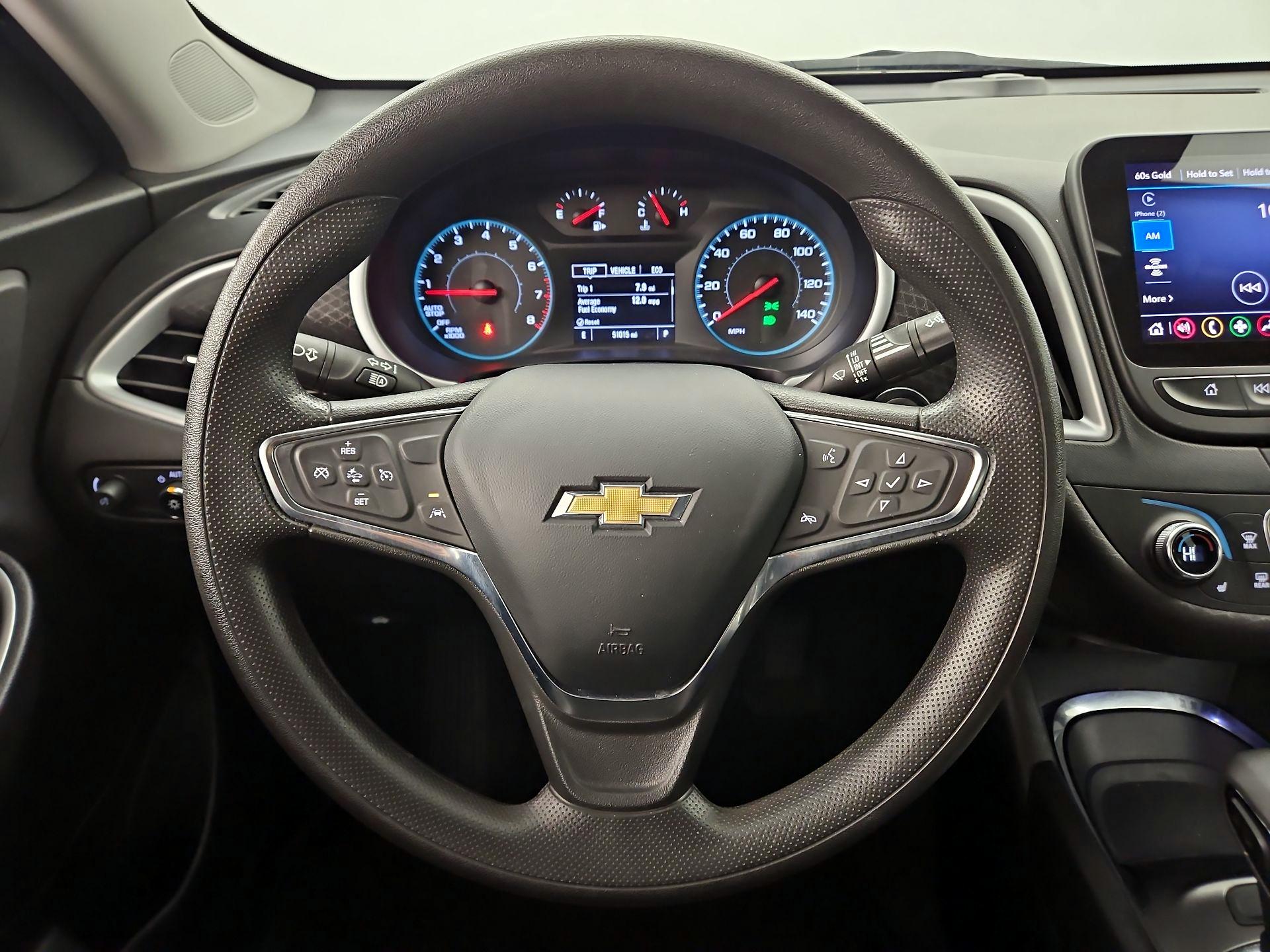 Thumbnail: 2023 Chevrolet Malibu - 10