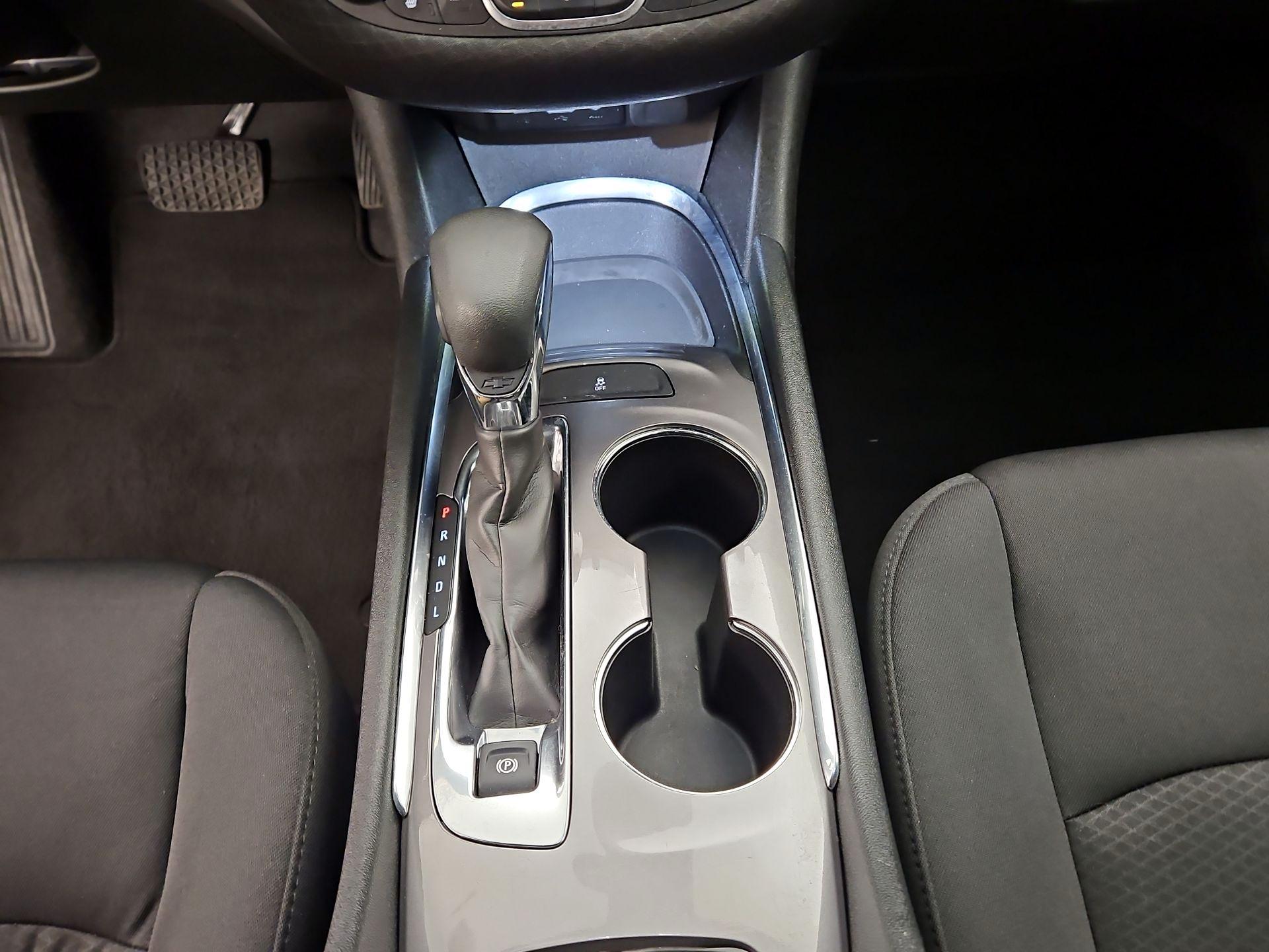 Thumbnail: 2023 Chevrolet Malibu - 17