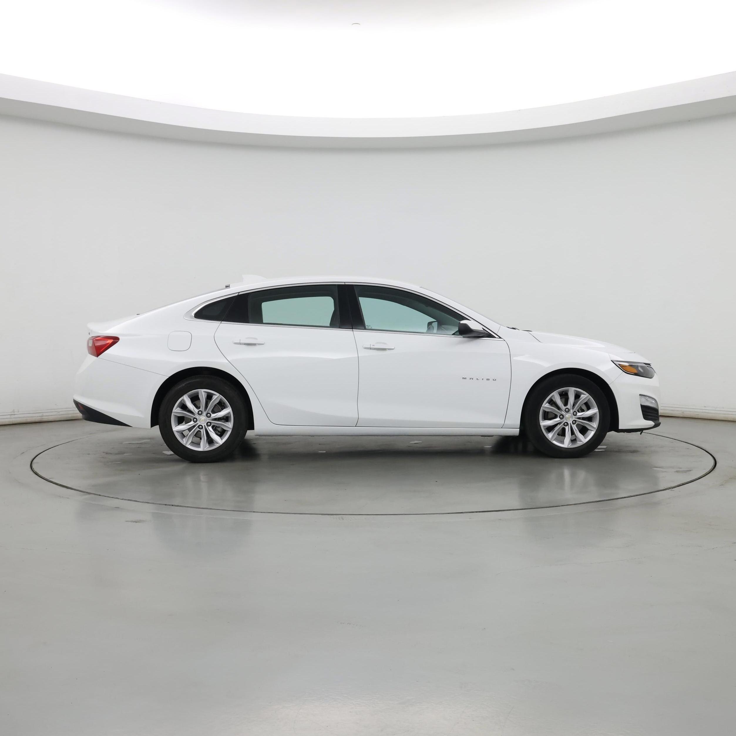 Thumbnail: 2023 Chevrolet Malibu - 7