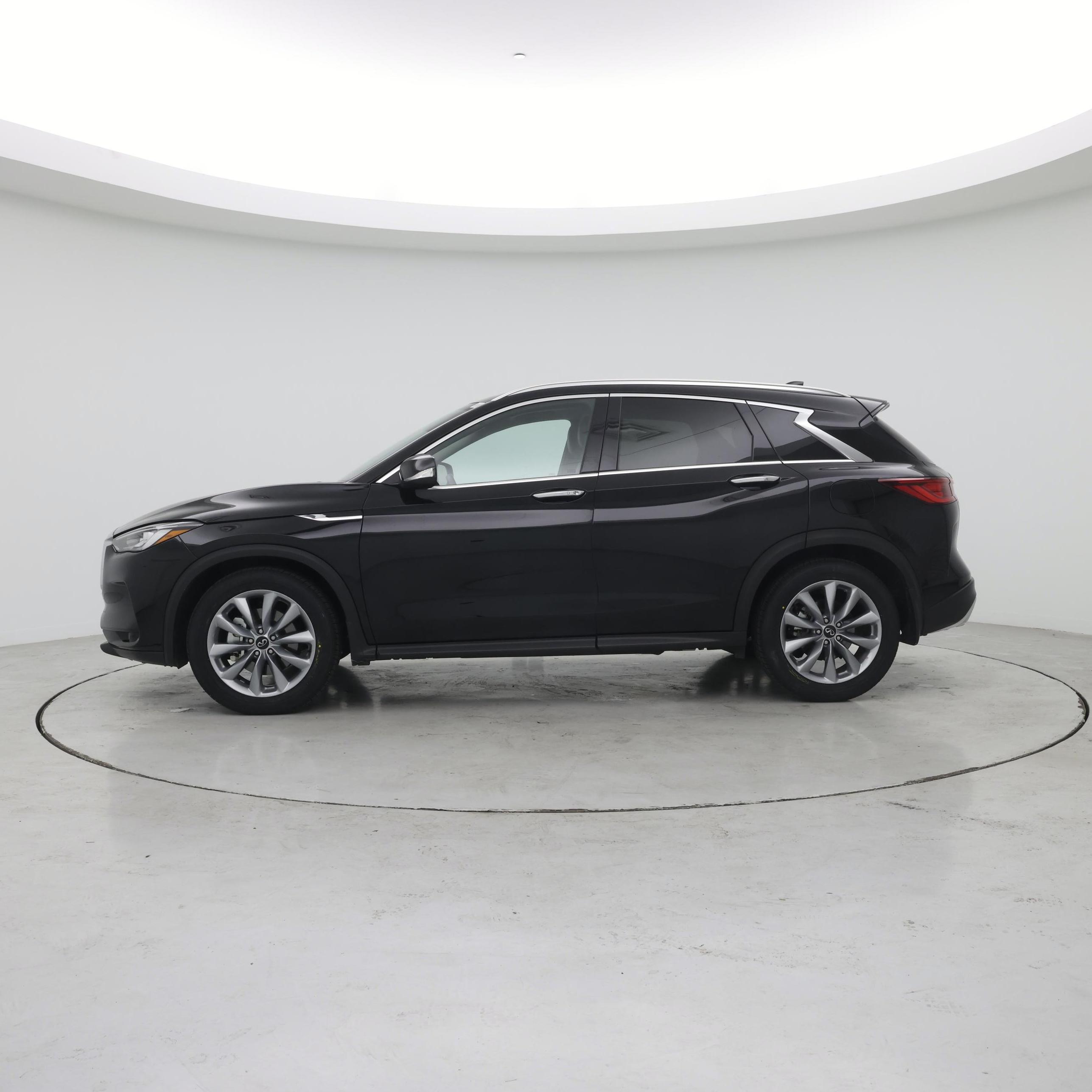 Thumbnail: 2022 INFINITI QX50 - 3