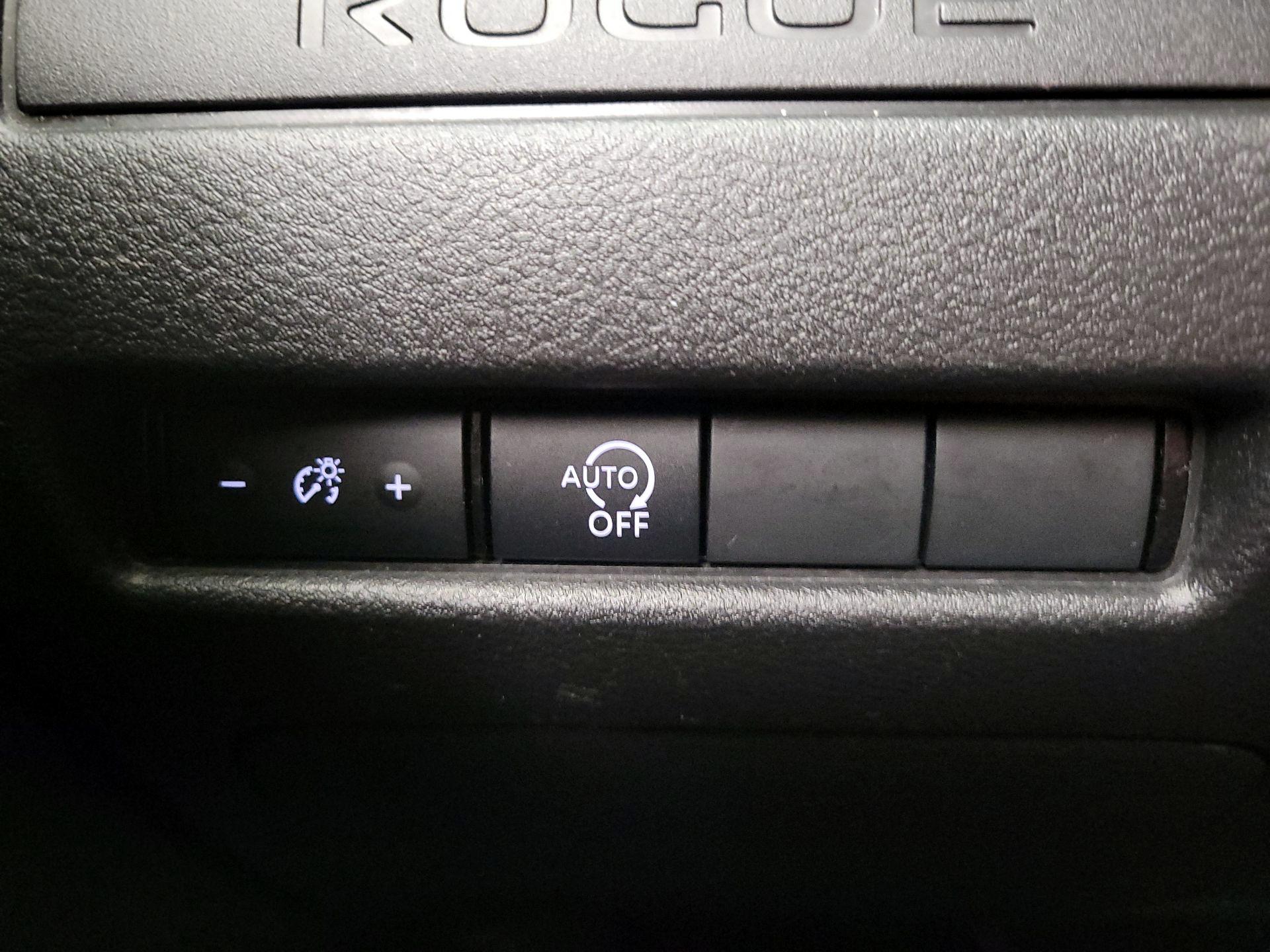 Thumbnail: 2023 Nissan Rogue - 13