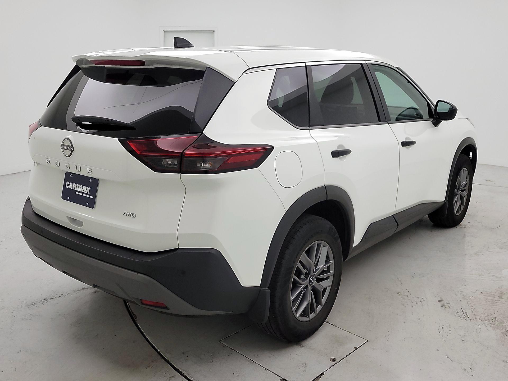 Thumbnail: 2022 Nissan Rogue - 5