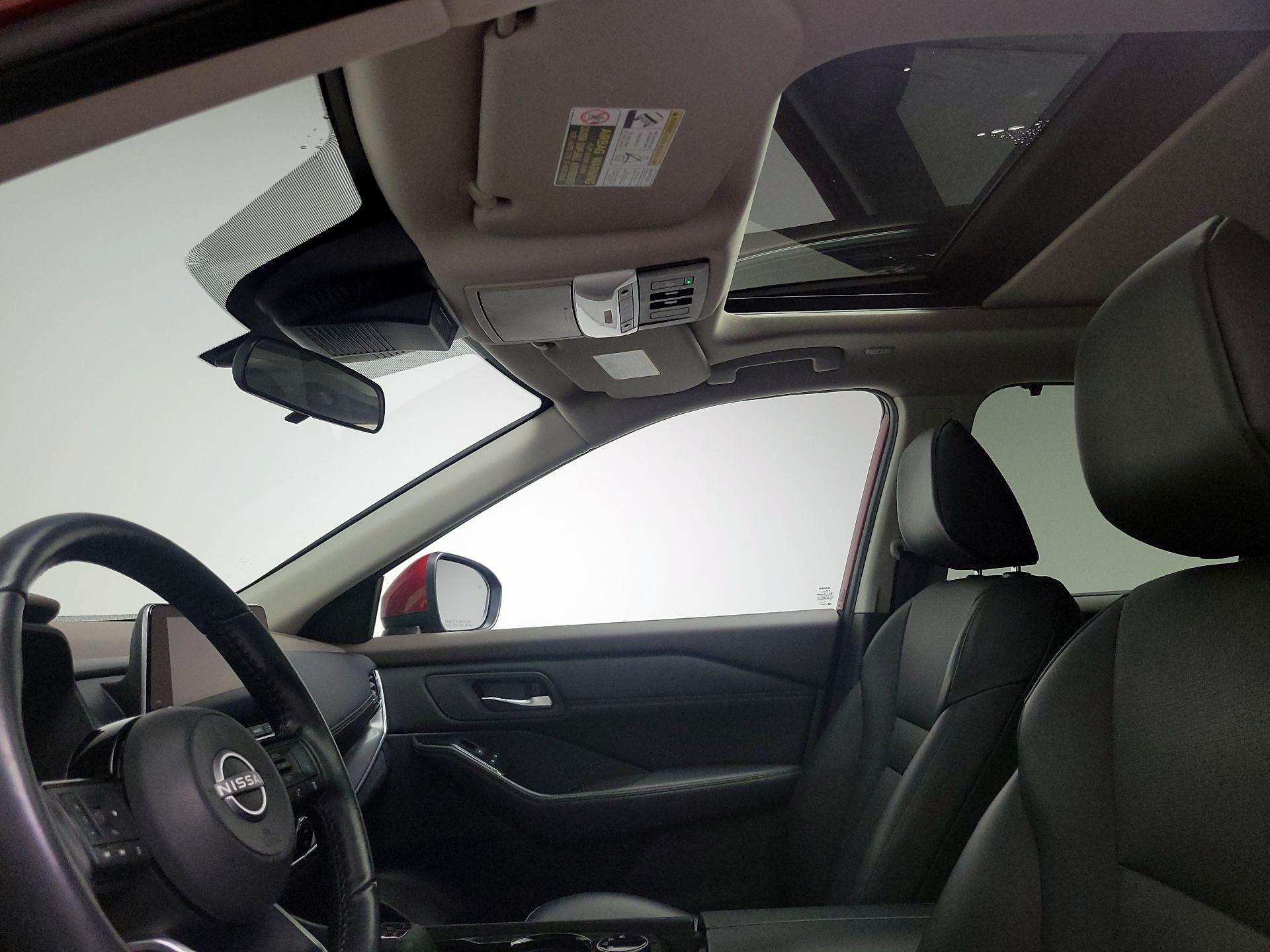 Thumbnail: 2023 Nissan Rogue - 19