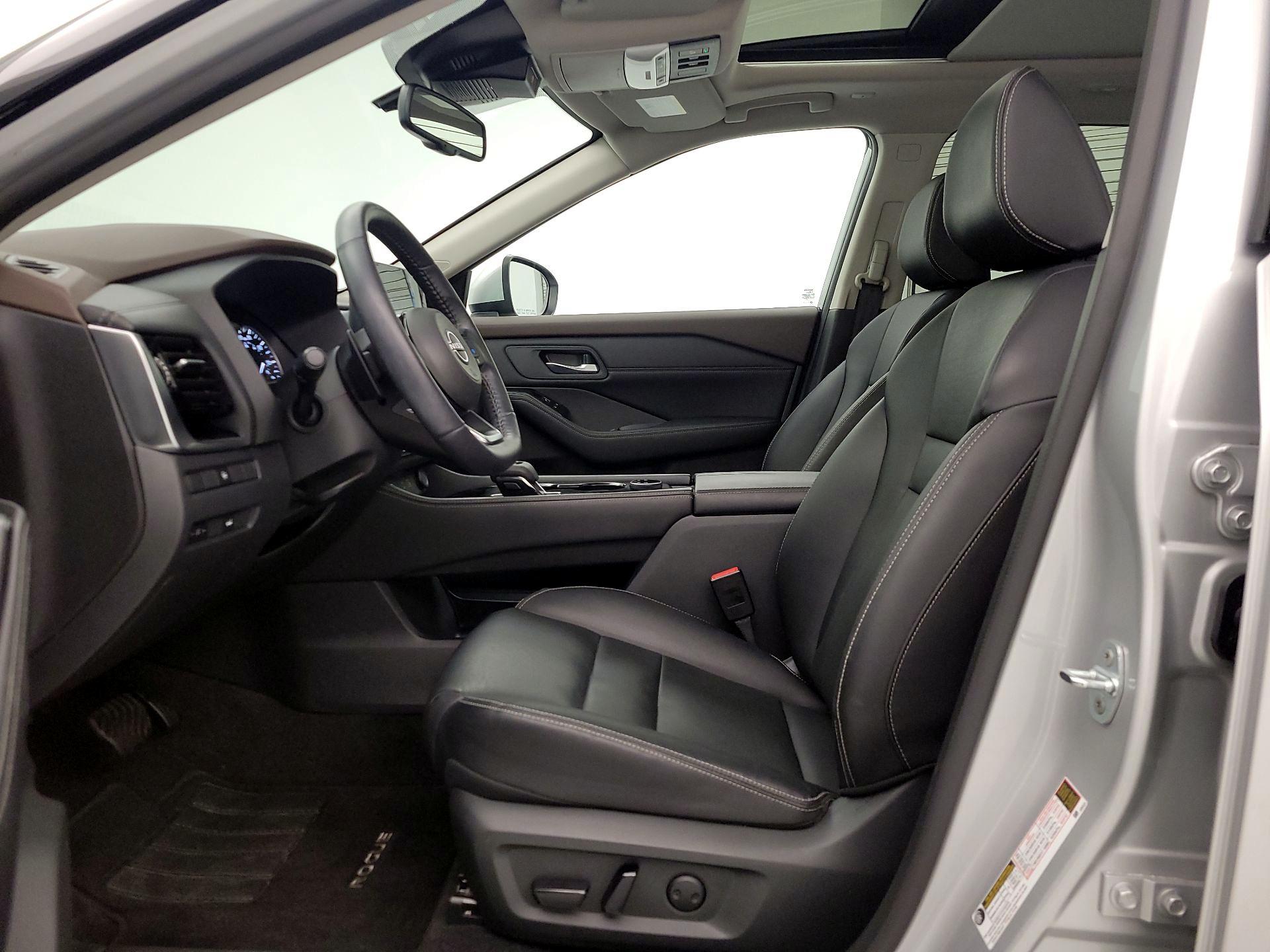 Thumbnail: 2022 Nissan Rogue - 11