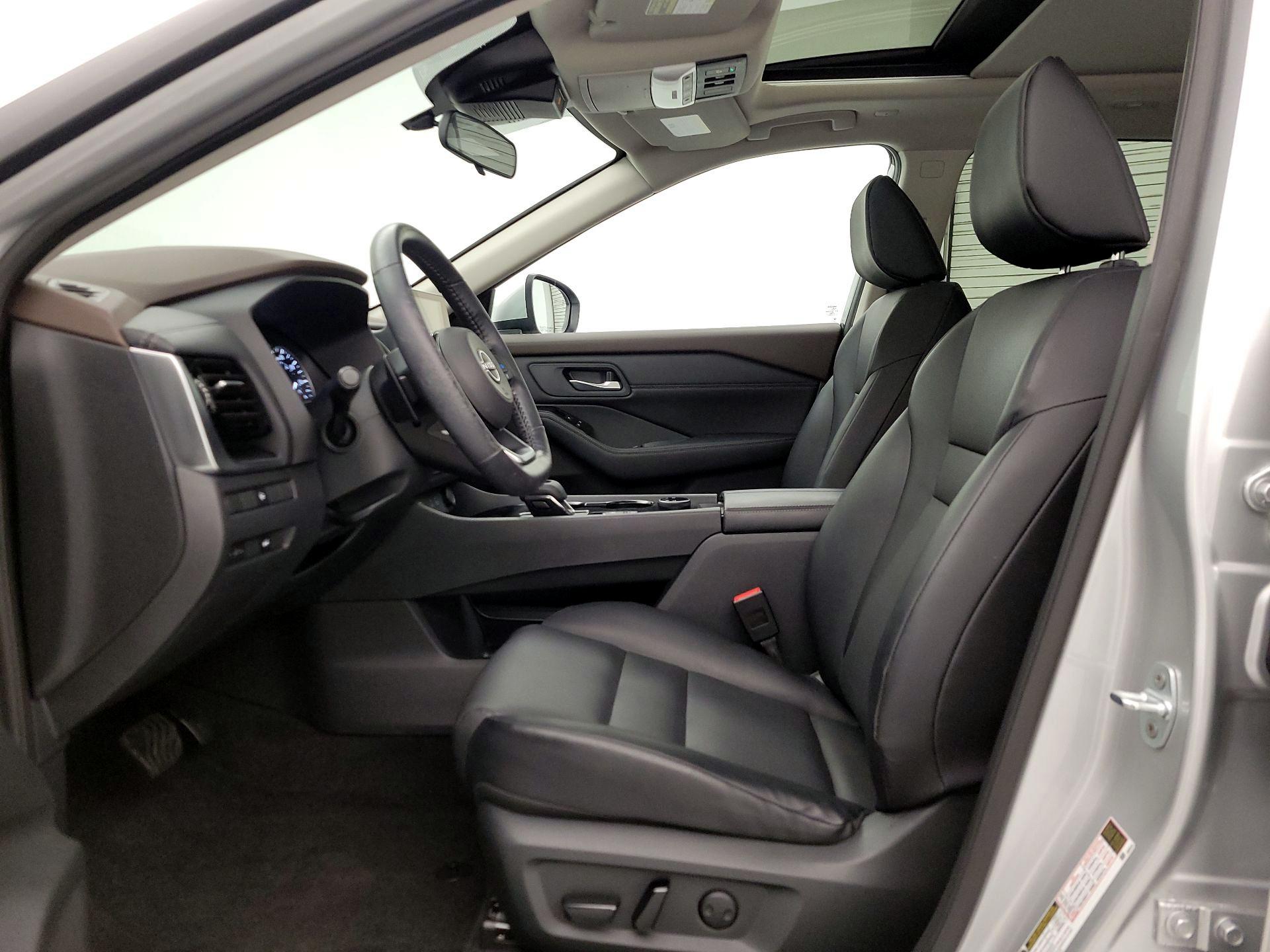 Thumbnail: 2023 Nissan Rogue - 11