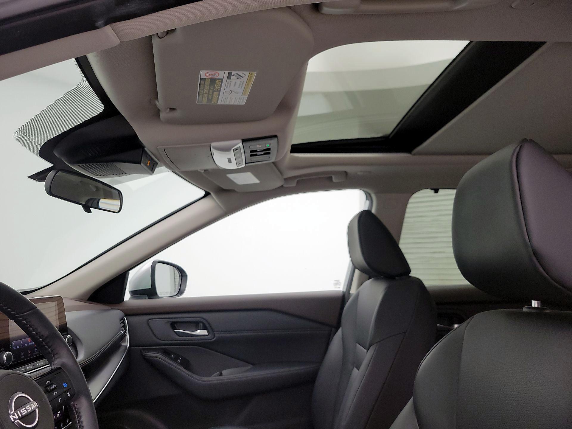 Thumbnail: 2023 Nissan Rogue - 19