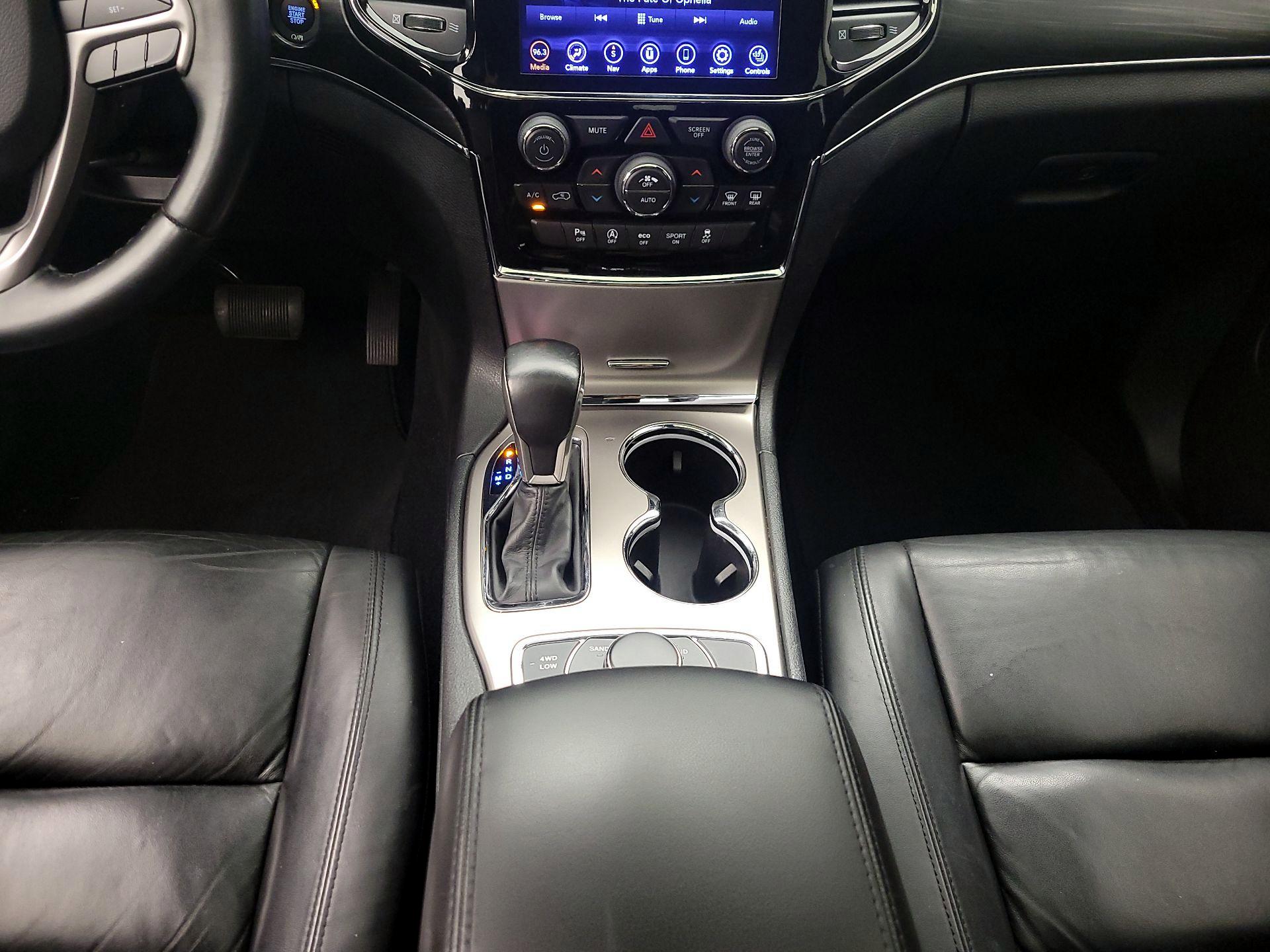 Thumbnail: 2021 Jeep Grand Cherokee - 18