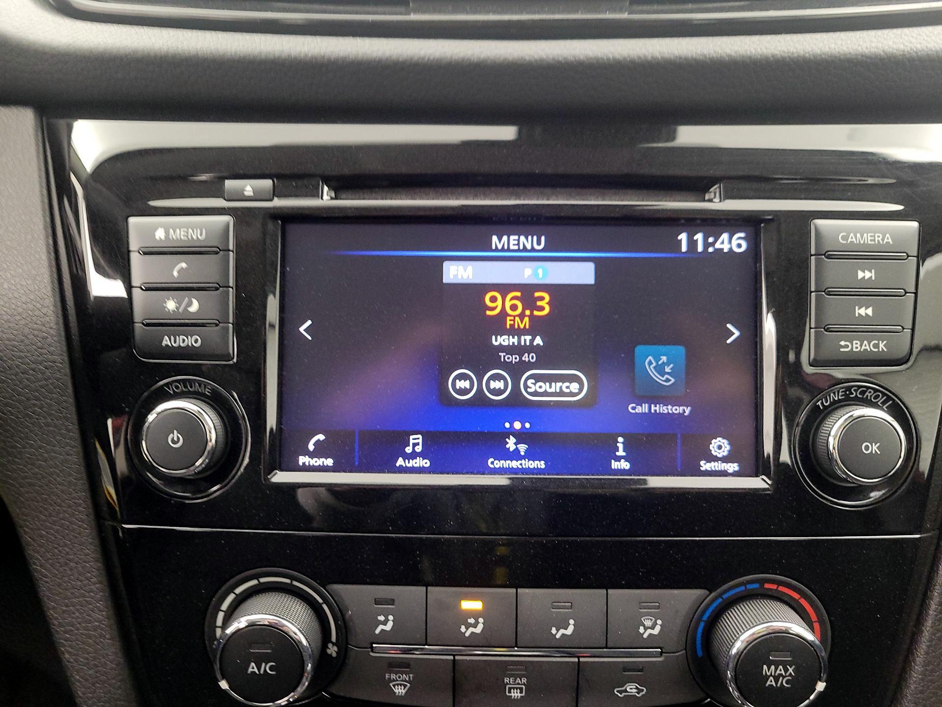 Thumbnail: 2020 Nissan Rogue Sport - 14