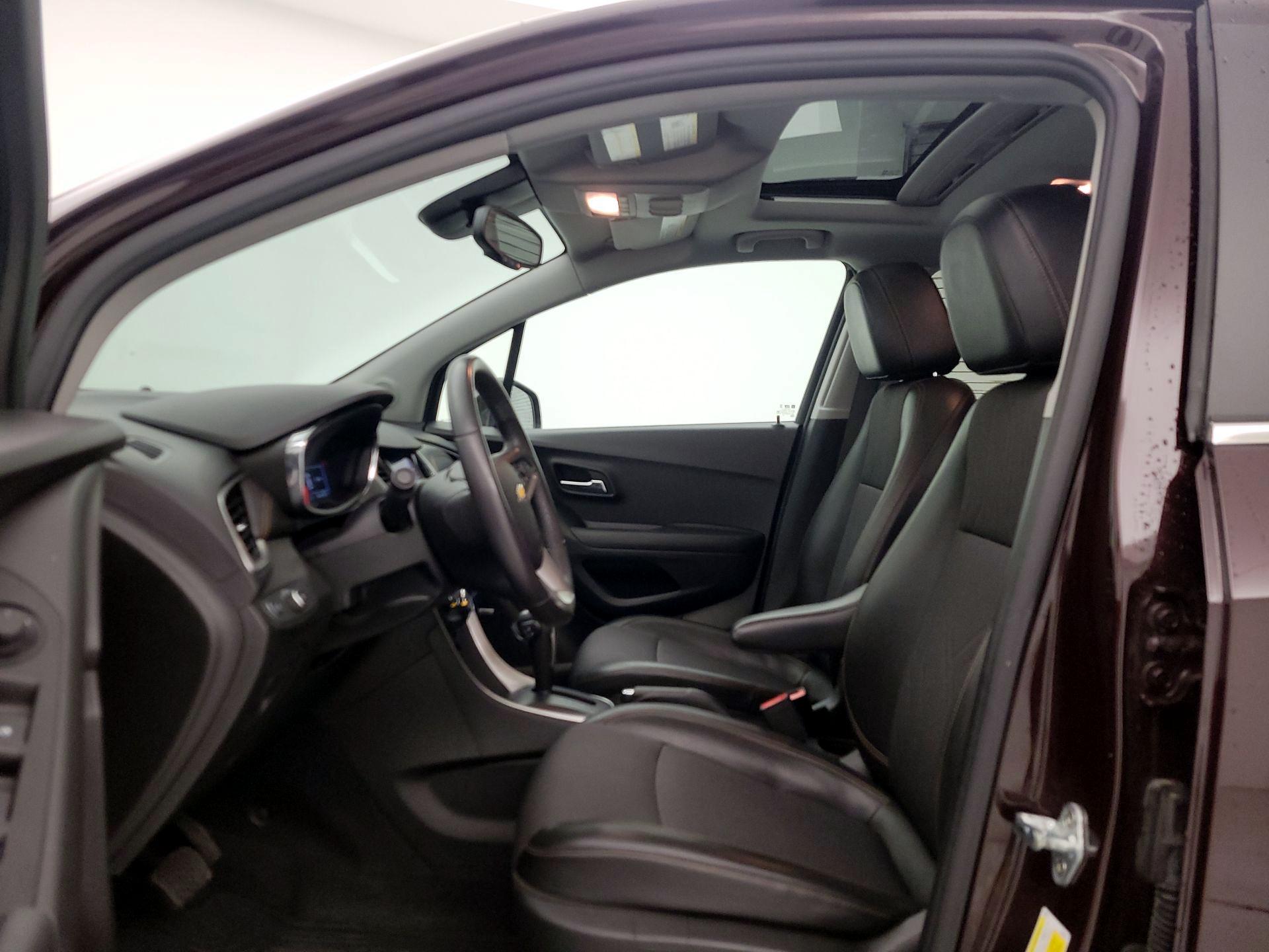 Thumbnail: 2020 Chevrolet Trax - 19