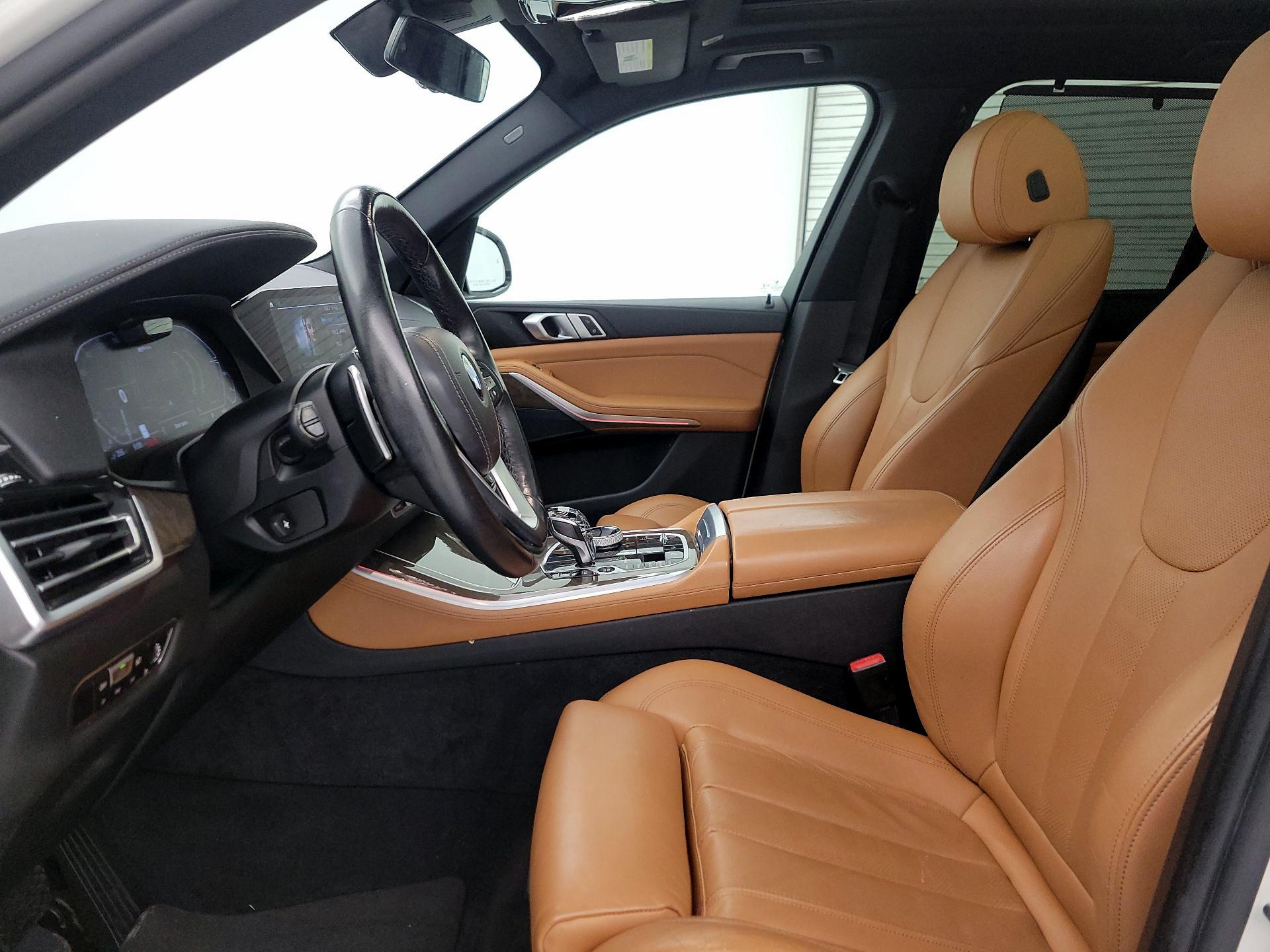 Thumbnail: 2022 BMW X5 - 11