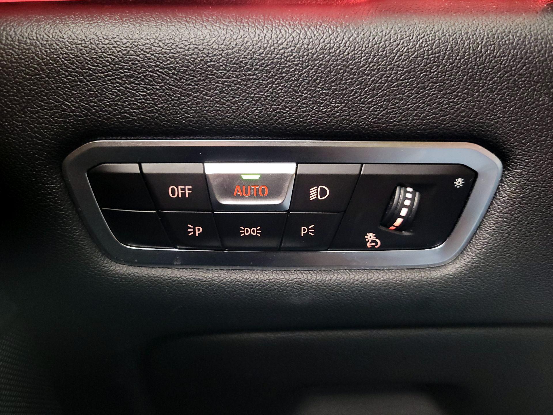 Thumbnail: 2022 BMW X5 - 13