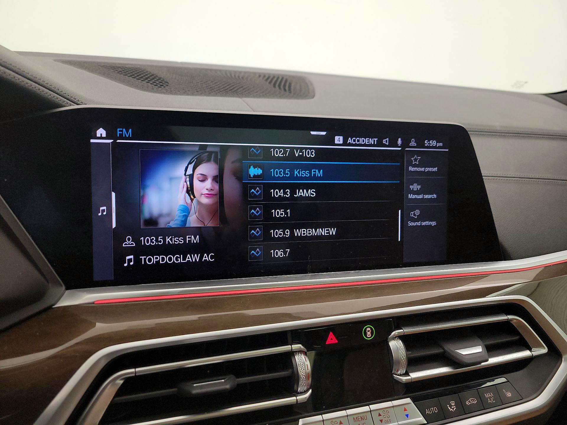 Thumbnail: 2022 BMW X5 - 16