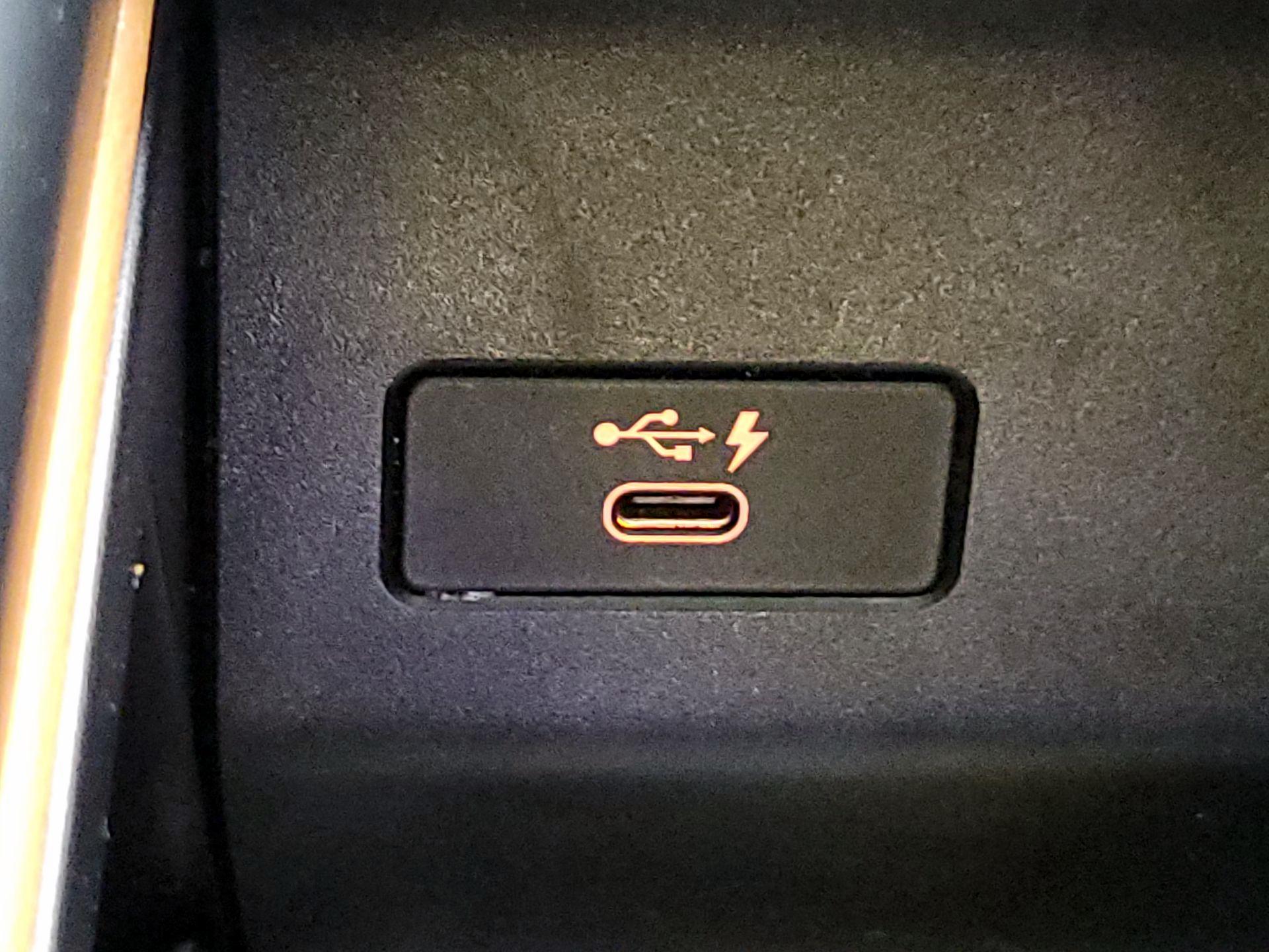 Thumbnail: 2022 BMW X5 - 19