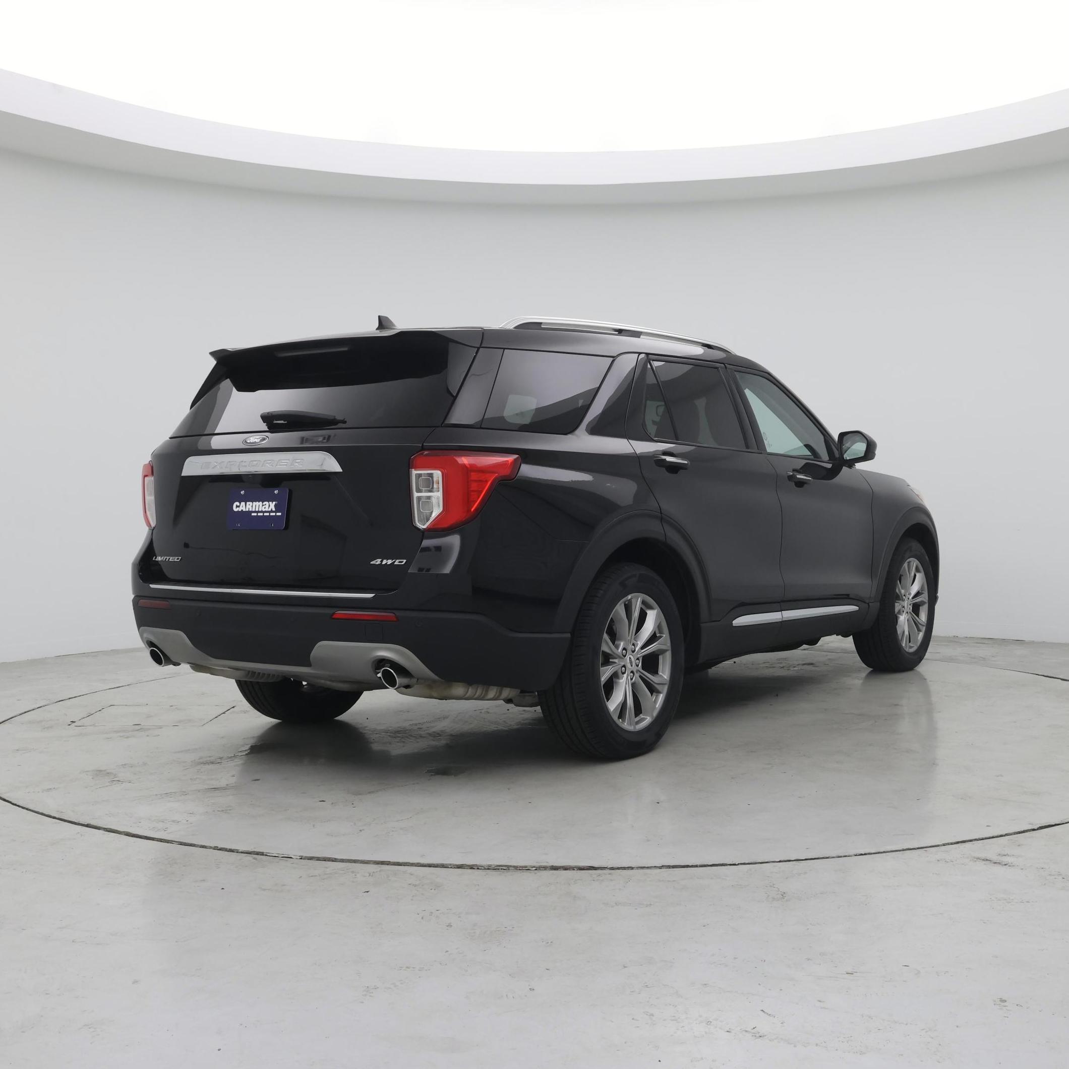 Thumbnail: 2023 Ford Explorer - 8