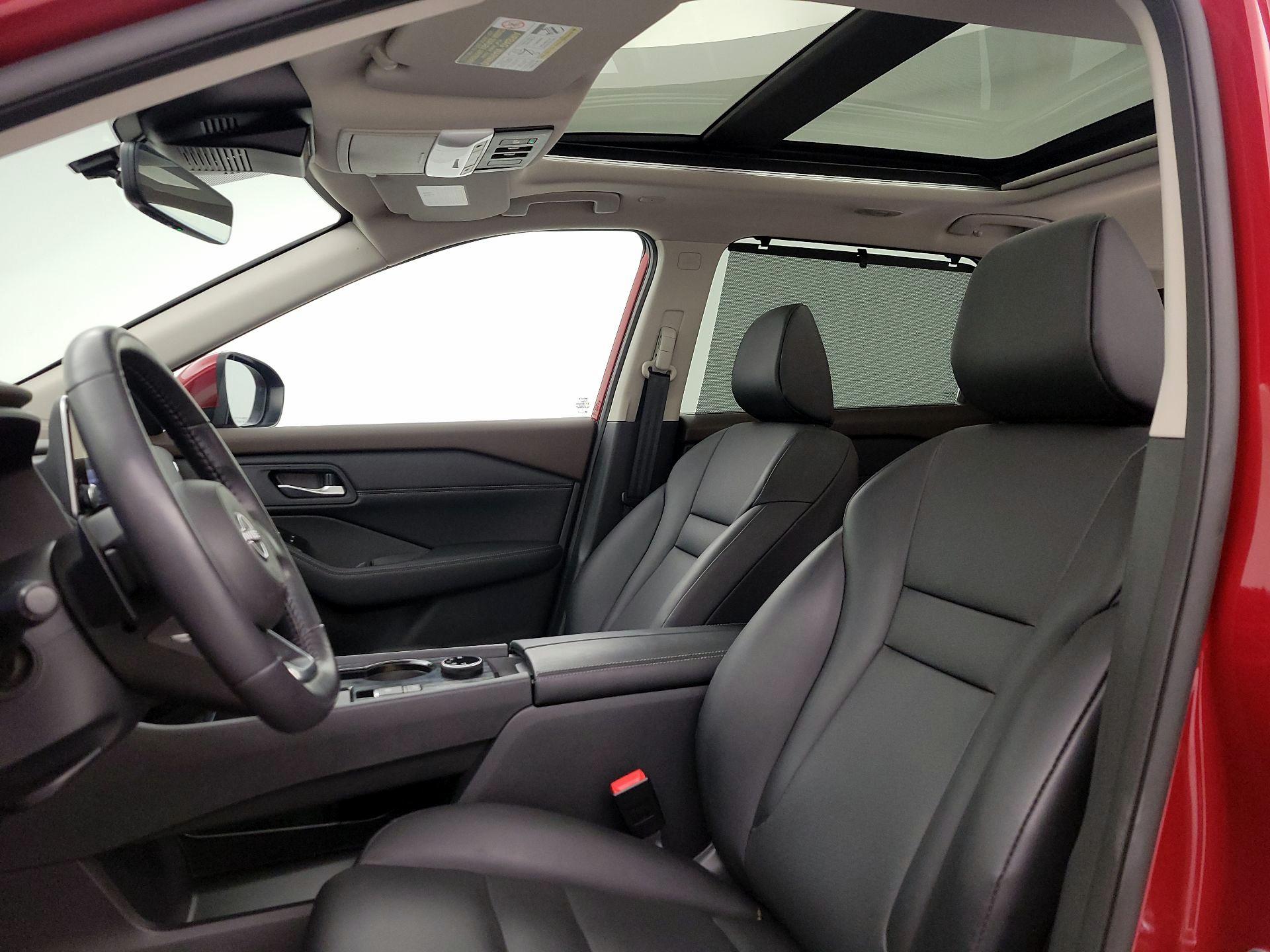 Thumbnail: 2023 Nissan Rogue - 17